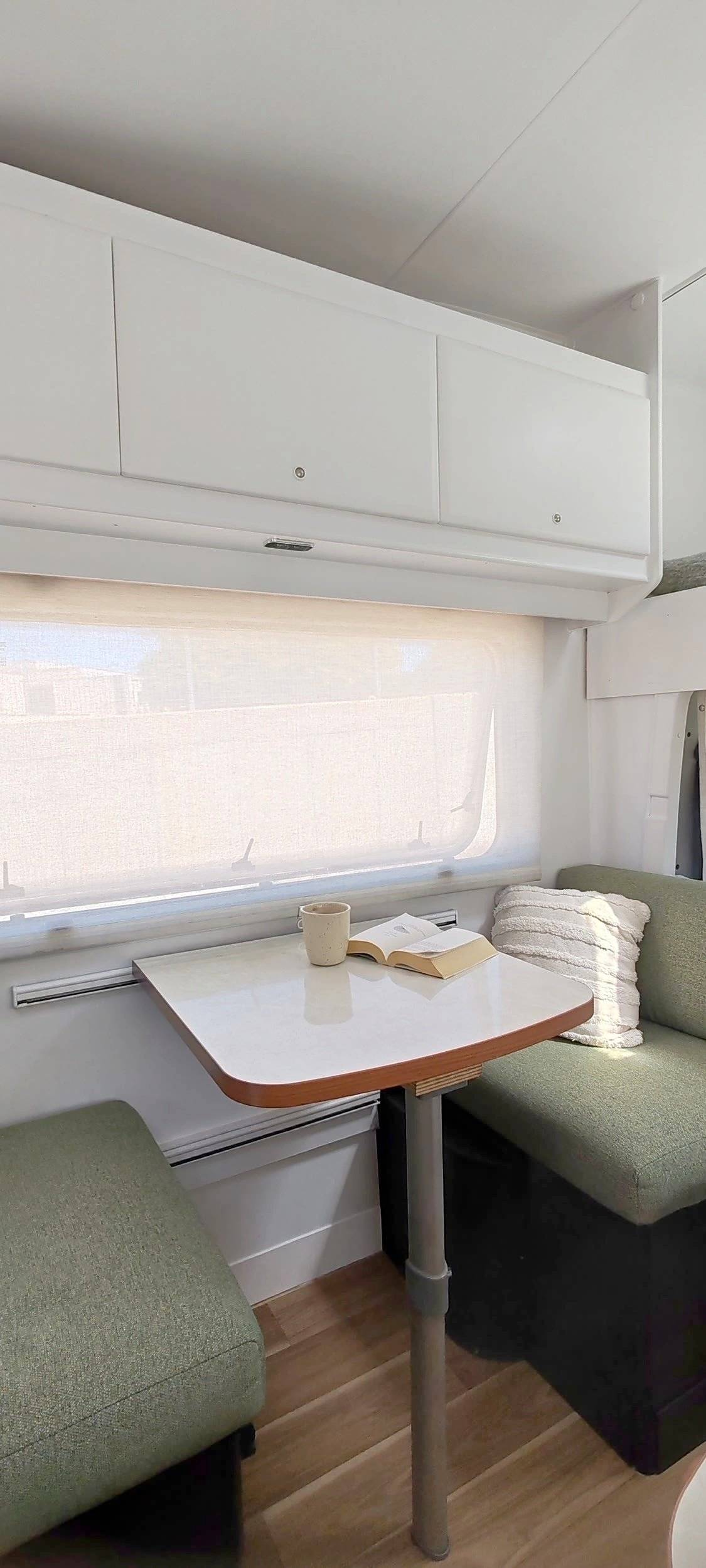 Sun Living Sun Roller