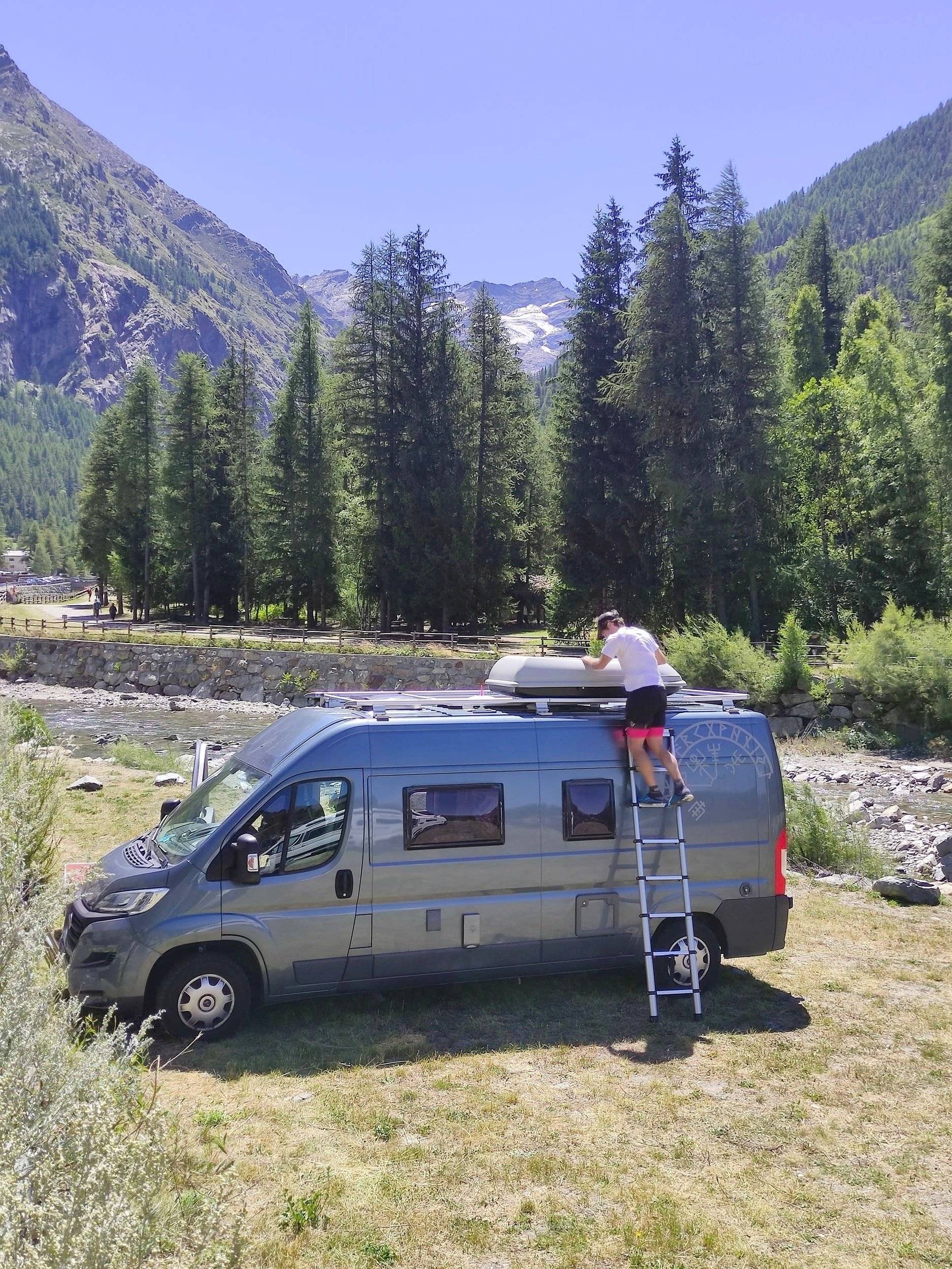 Mclouis Menfys VAN S-Line 3 Maxi