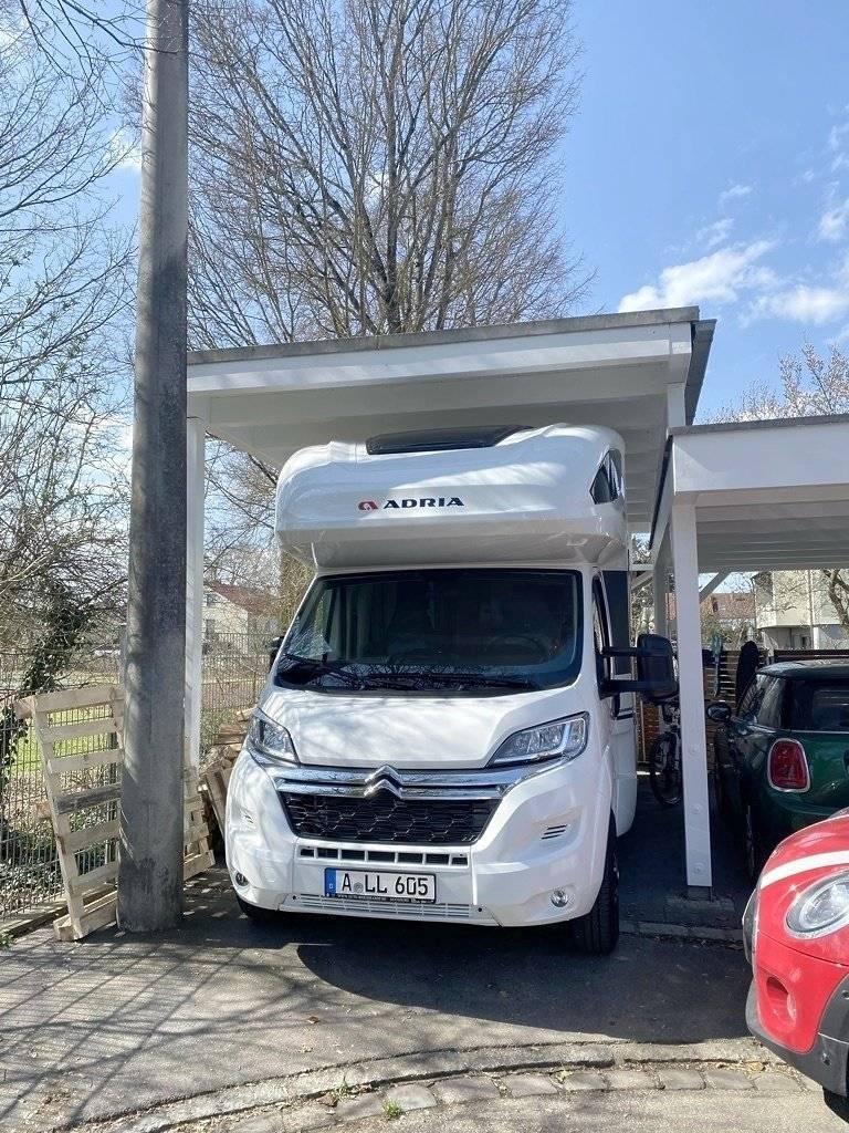 Adria Coral XL Axess 670 SL