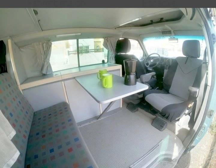 Coin repas Volkswagen T4 - Yescapa