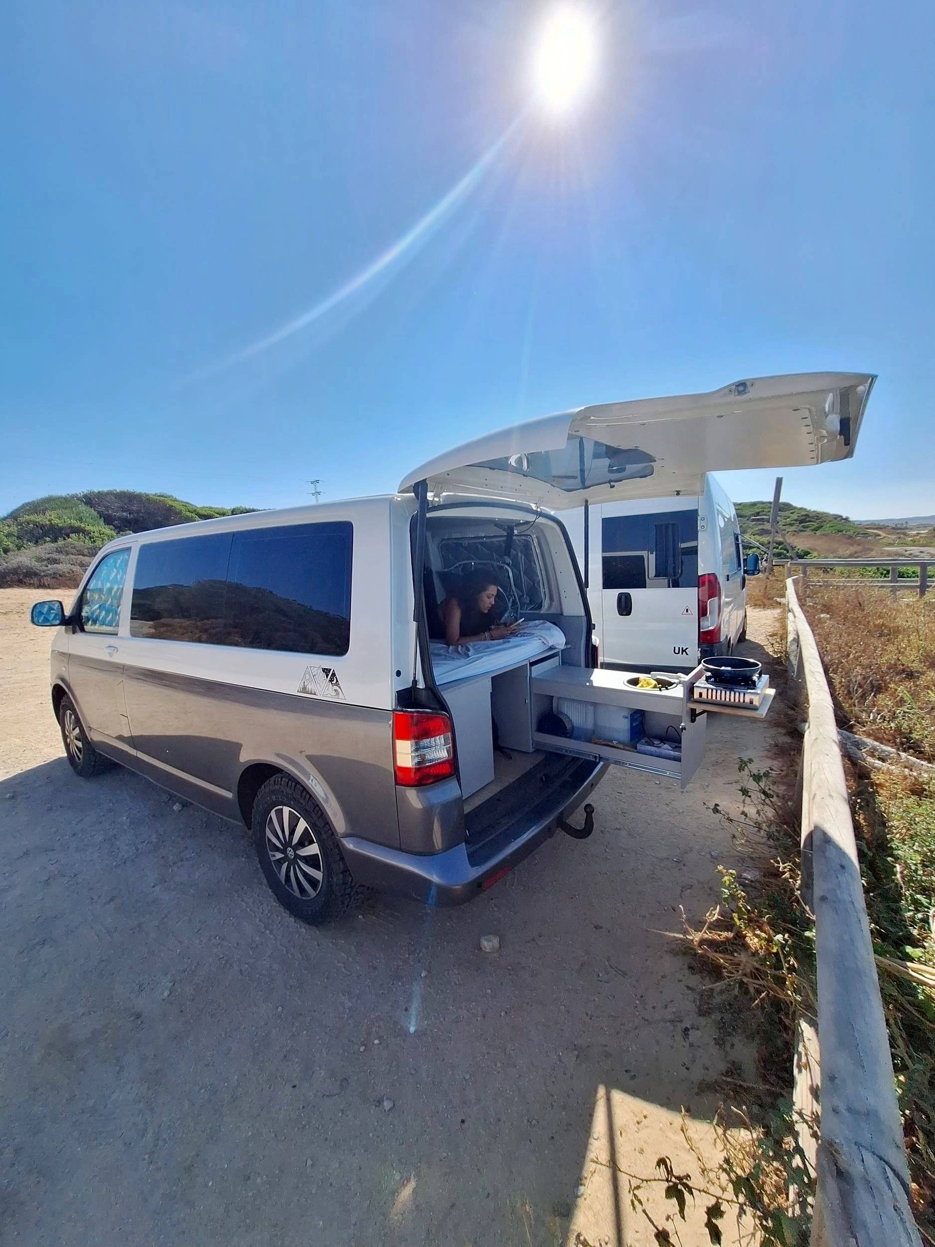 Volkswagen T5 2 l 84 ch