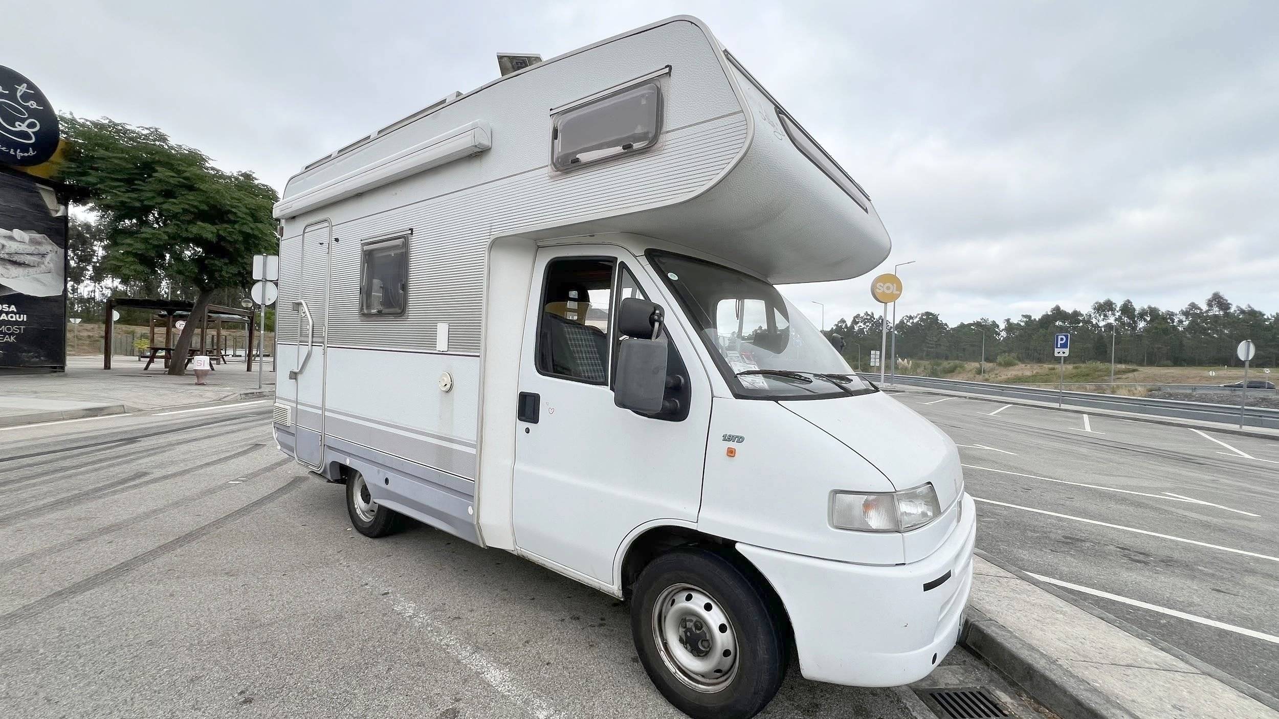Autocaravana capucino 