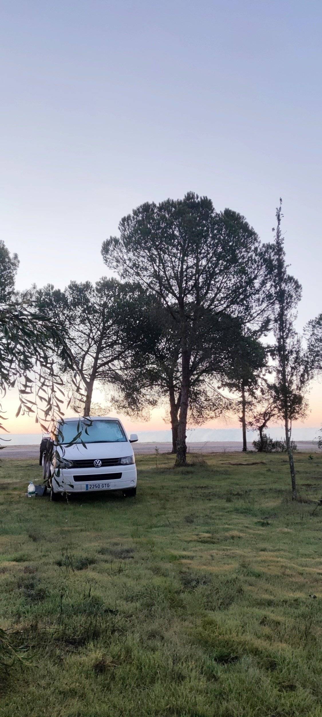 Dinette Volkswagen Volkswagen Transporter T5 - Yescapa