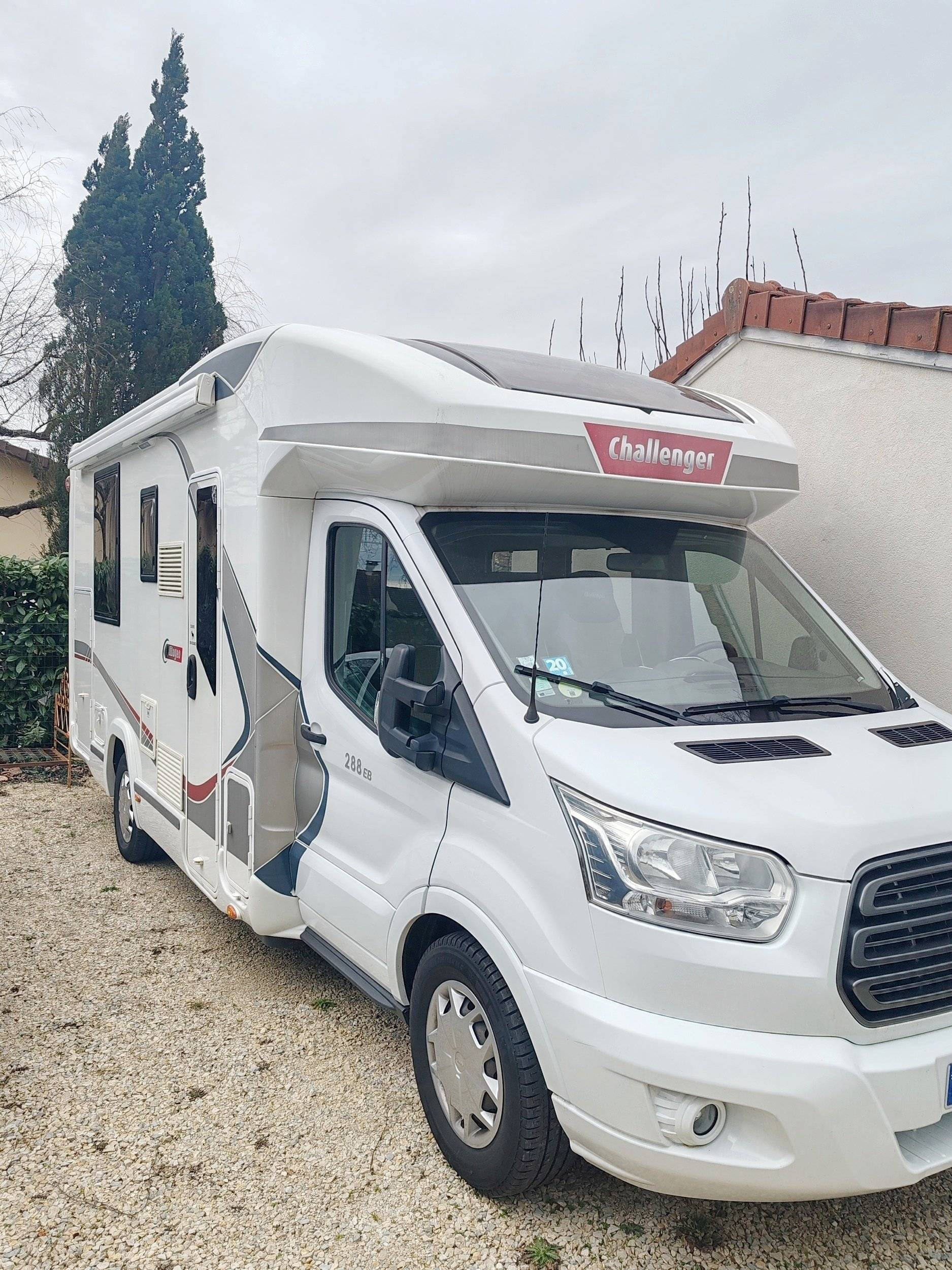 Challenger Magéo 288 EB