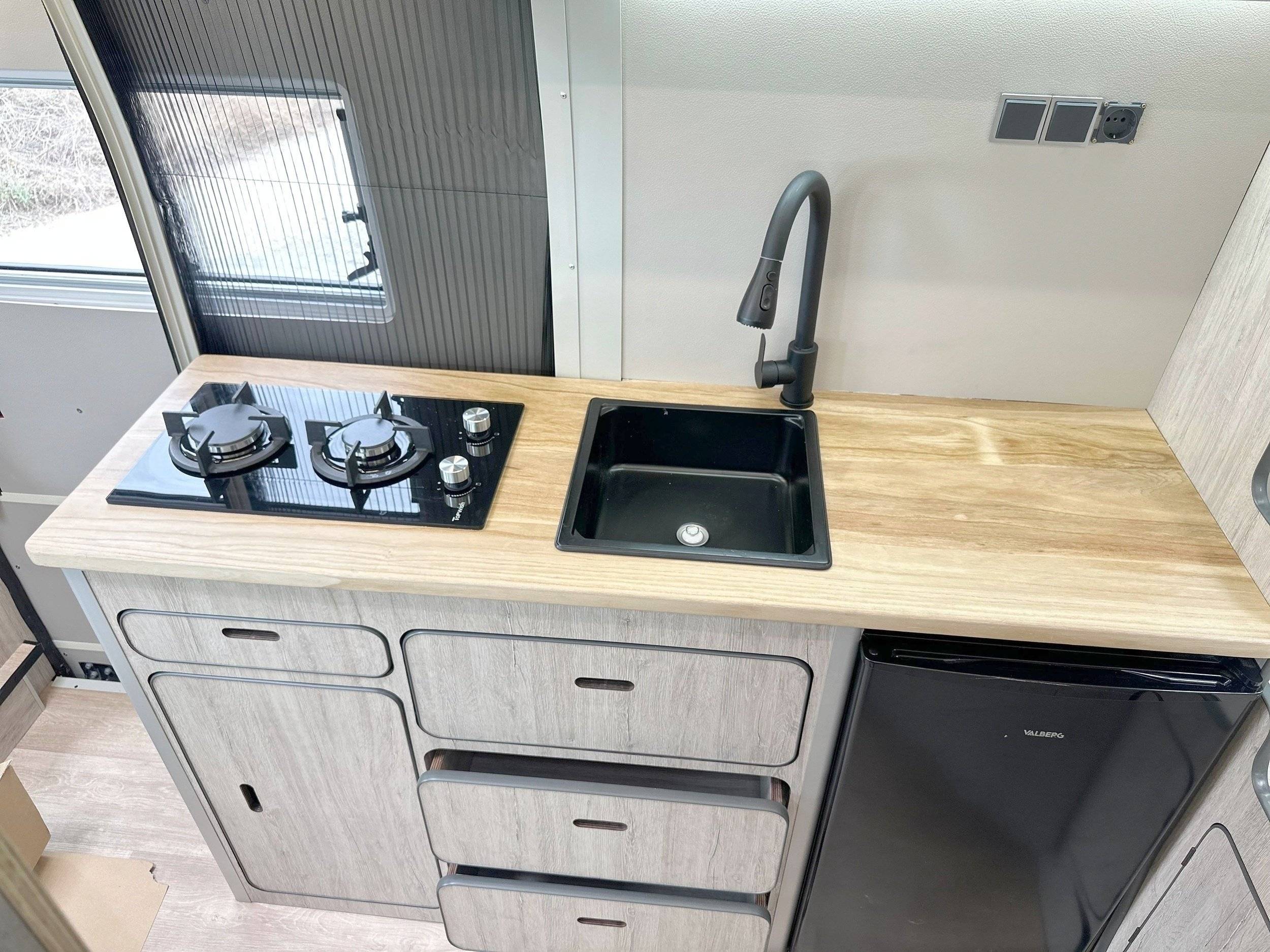 ELI CAMPER PEUGEOT BOXER L3H3