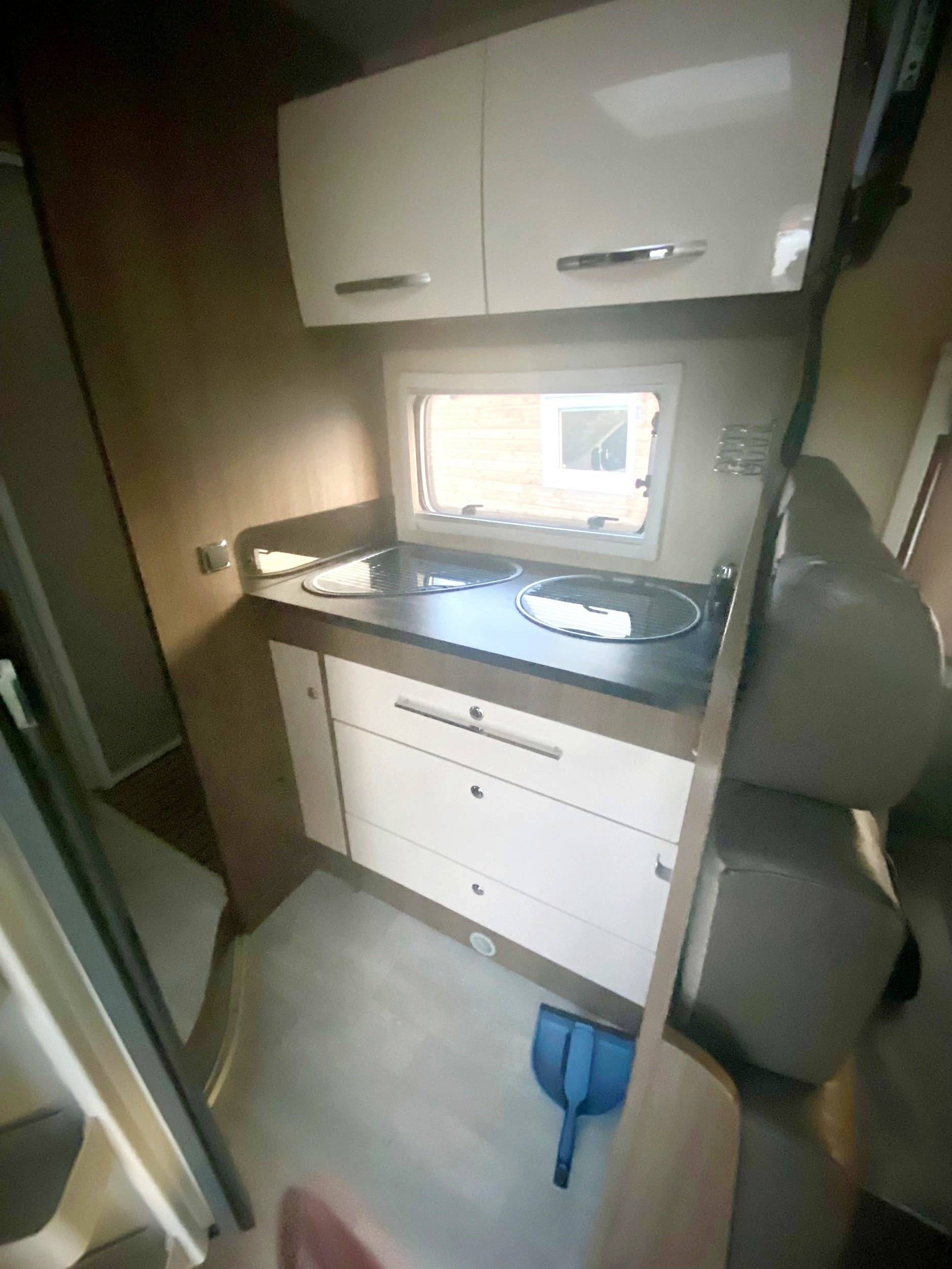 Chausson 10