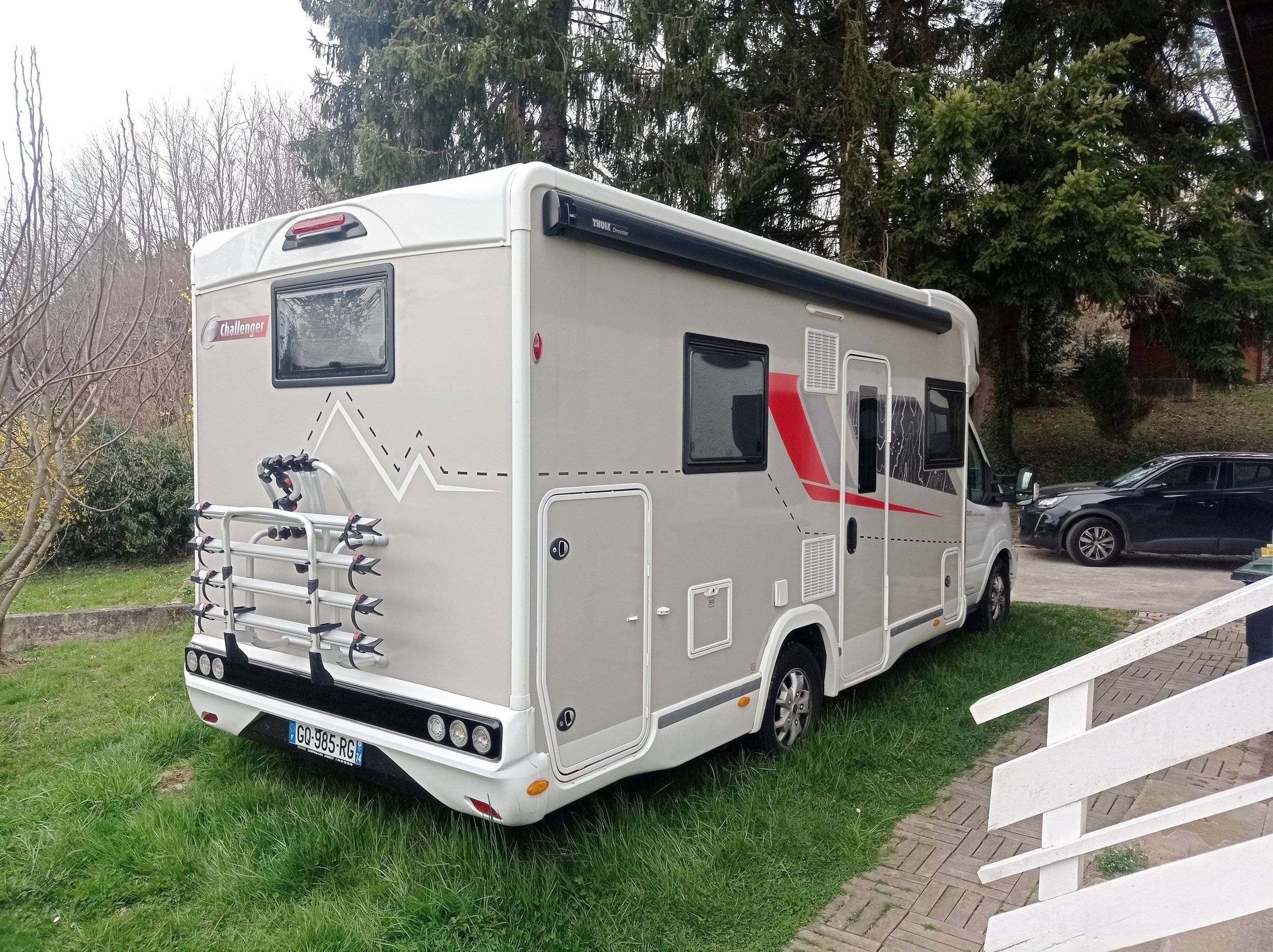 Challenger Challenger 380