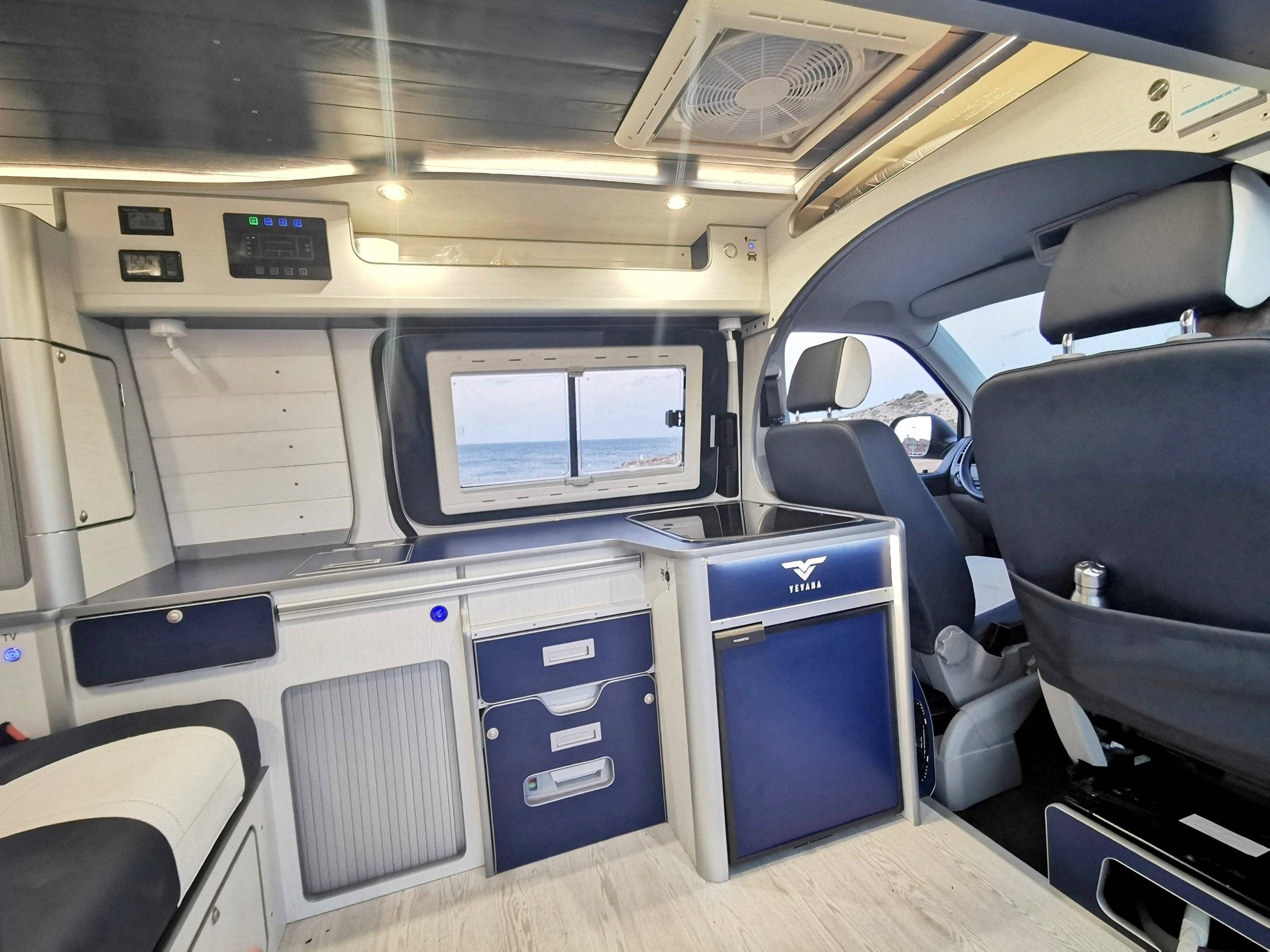 VW T5 Neptune by Yevana 