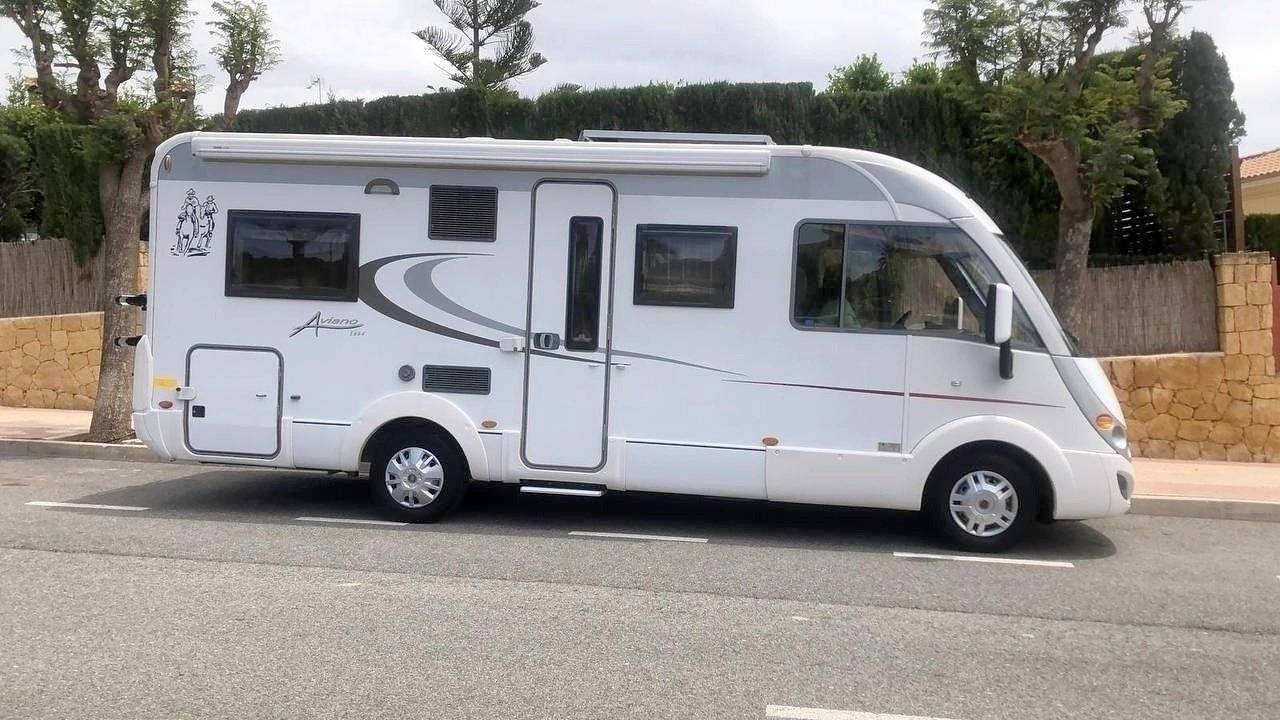 Bürstner Aviano I684