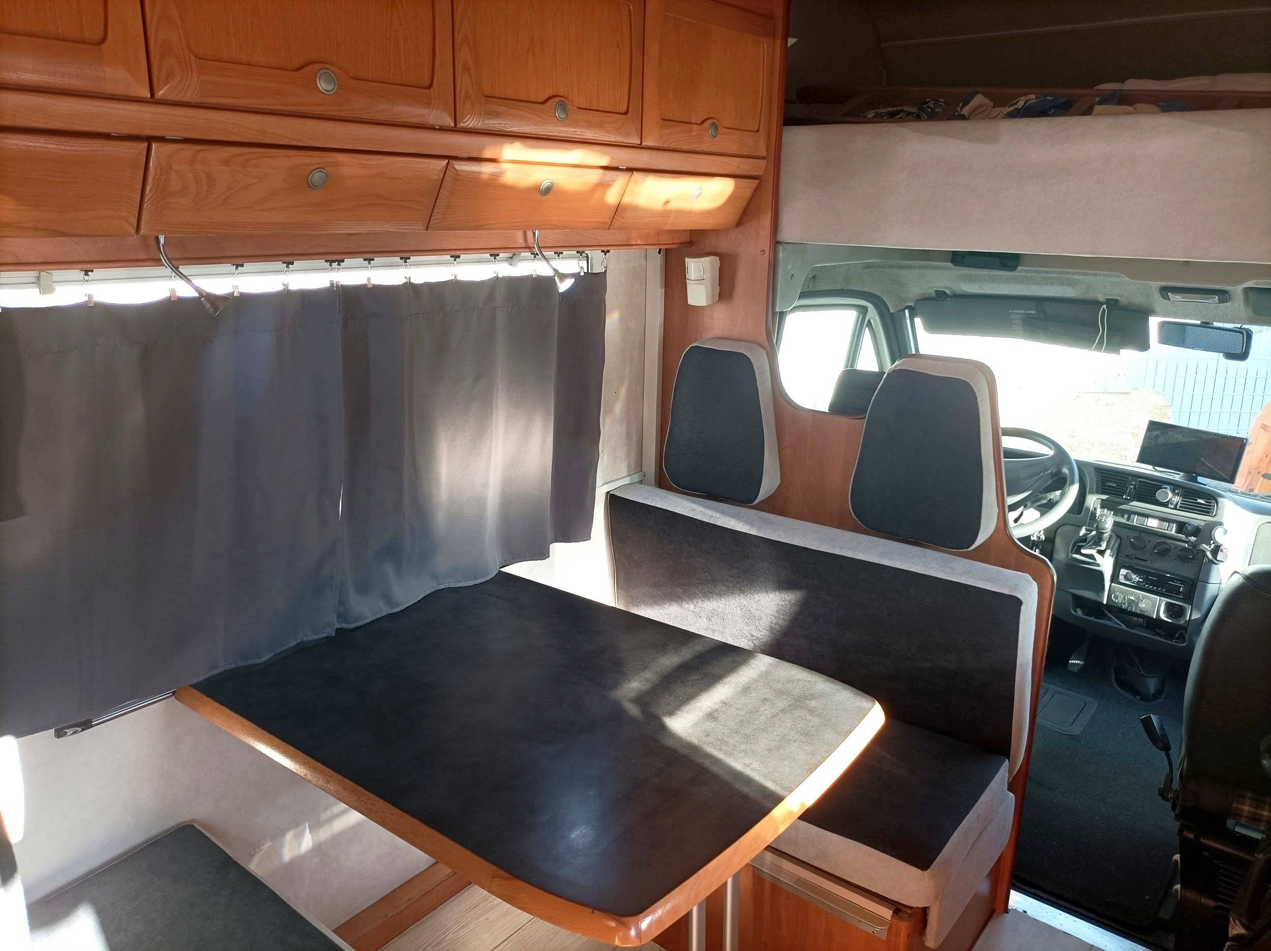 Coin repas Fiat Ducato 1.9 TD. 90CV. - Yescapa