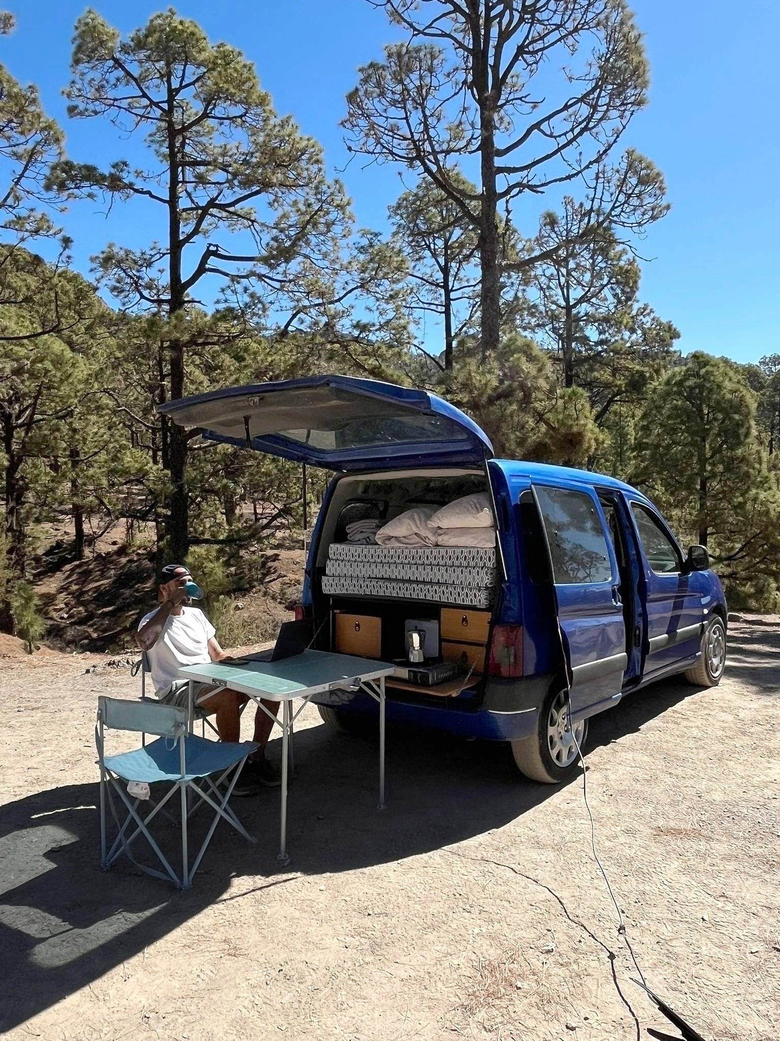 Camper Track Peugeot Partner Tepee
