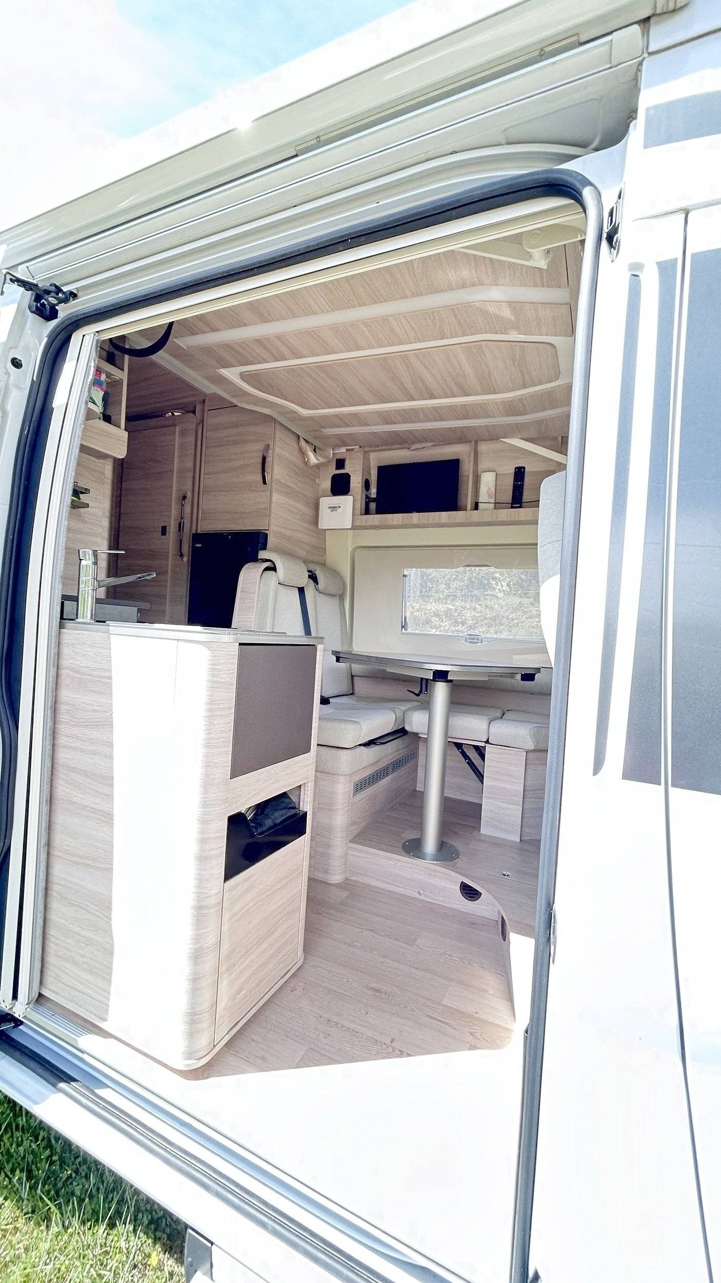 Rapido V65XL