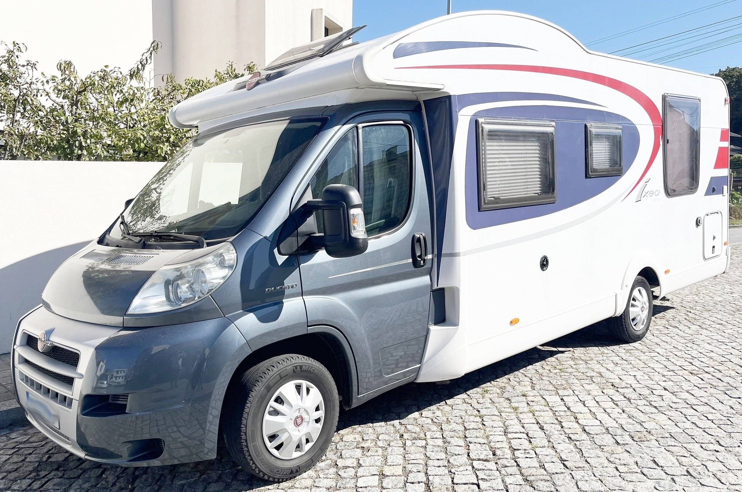 Bürstner Ixeo time IT 734