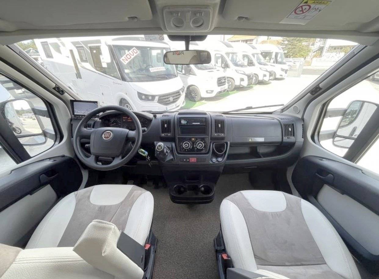 Pilote P716 P Essentiel