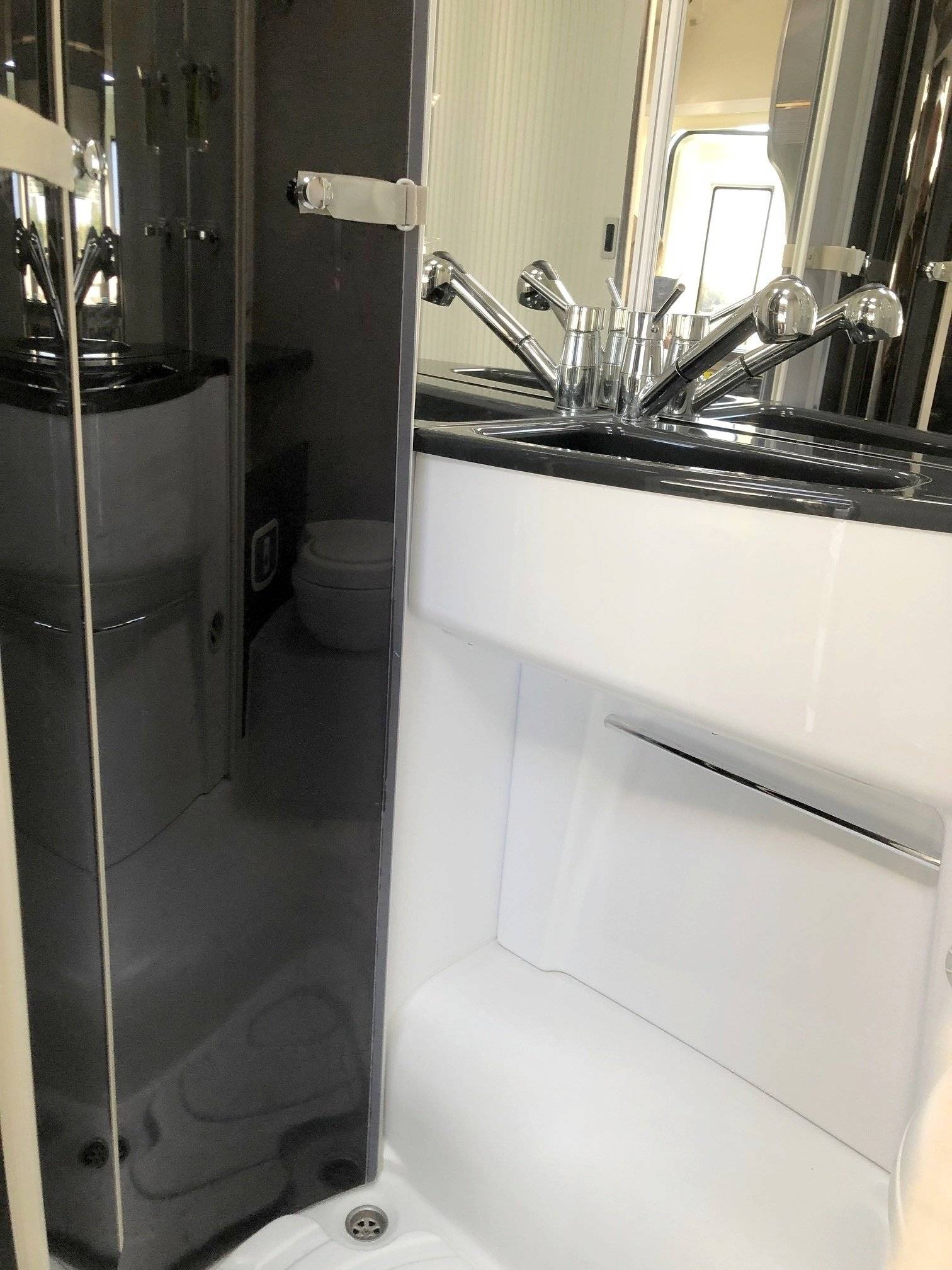 Challenger Challenger VIP C194