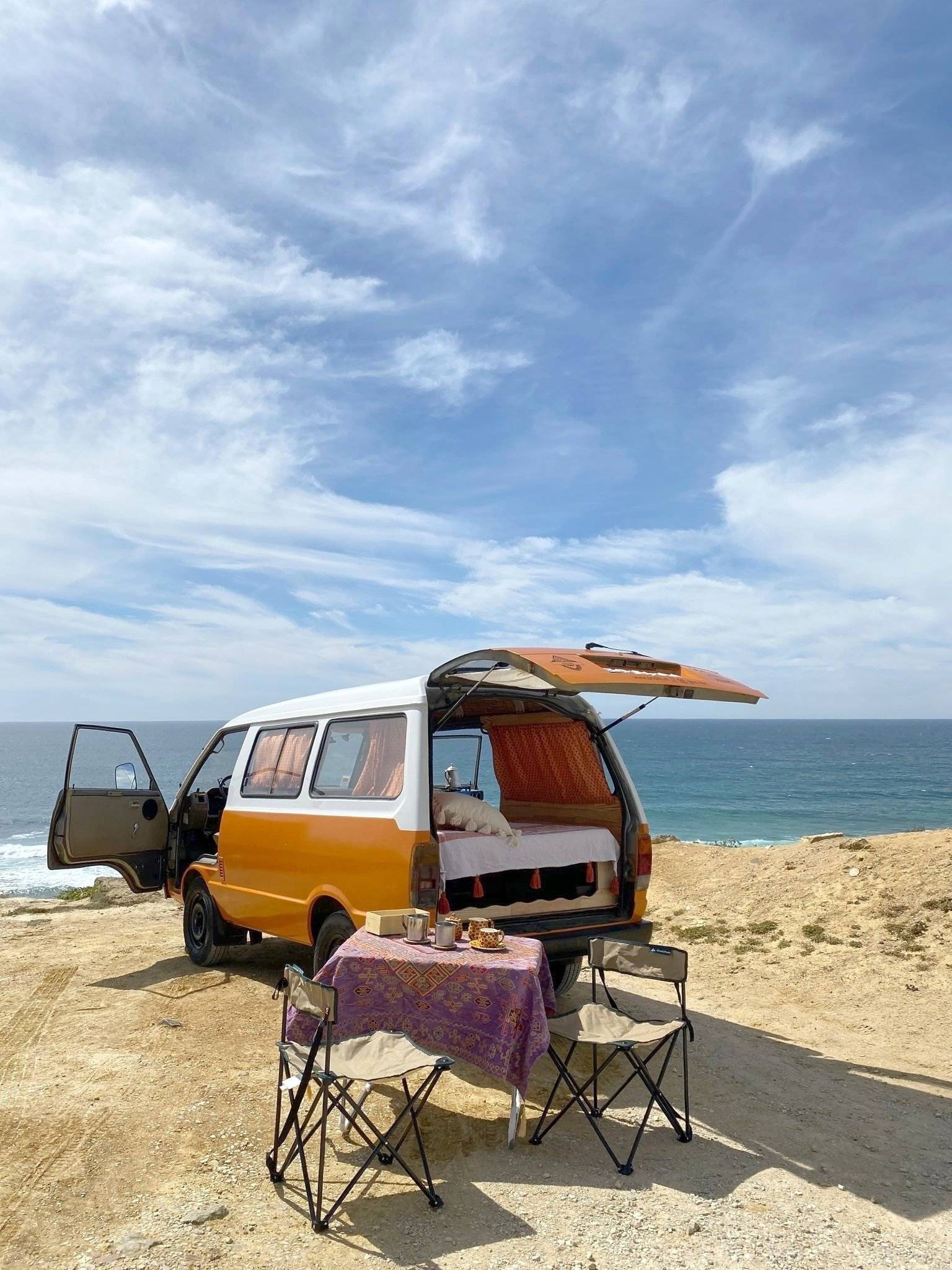 3 C Cartier/Brisebras Nissan Vanette