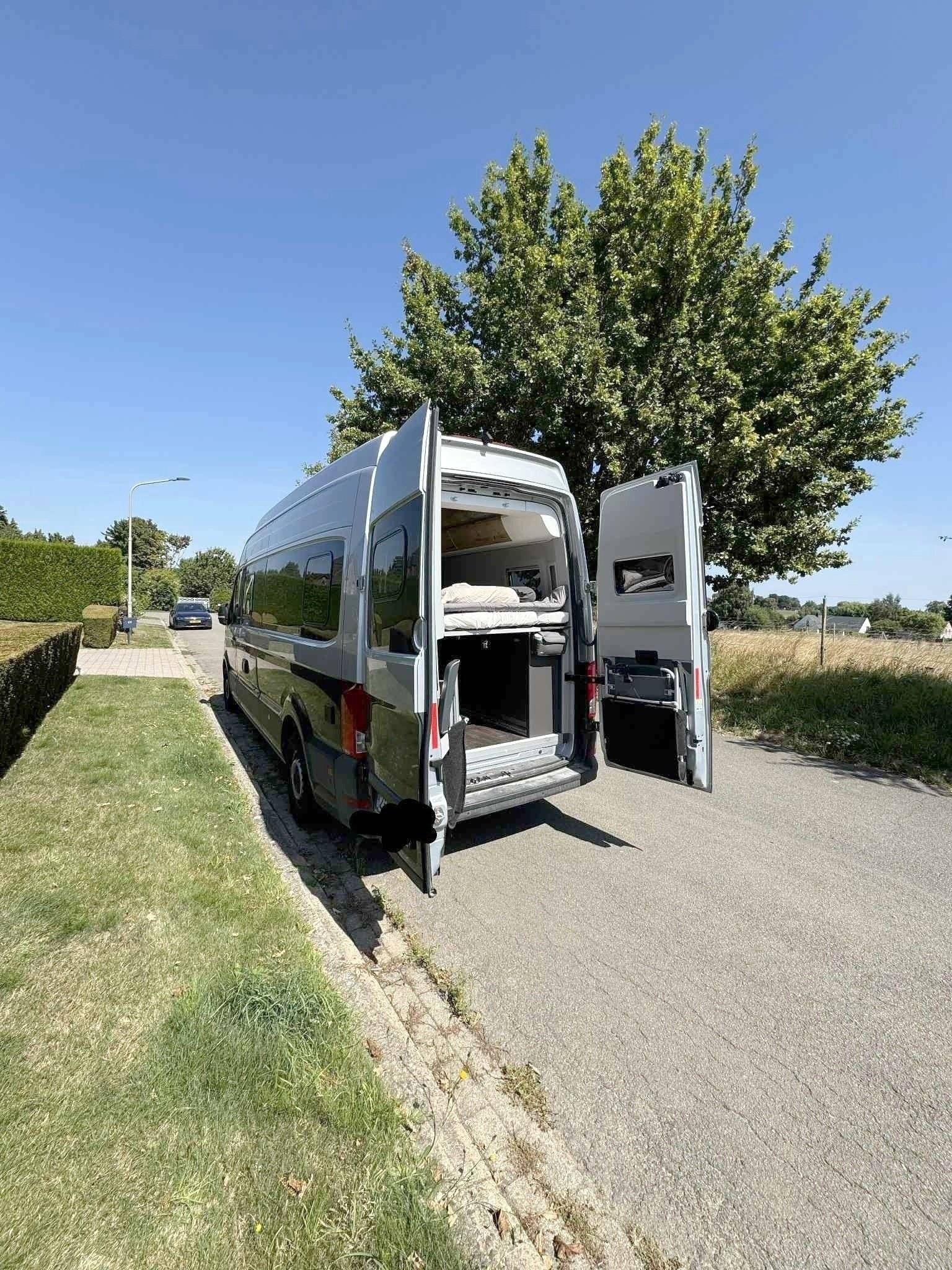 Volkswagen Grand California 680