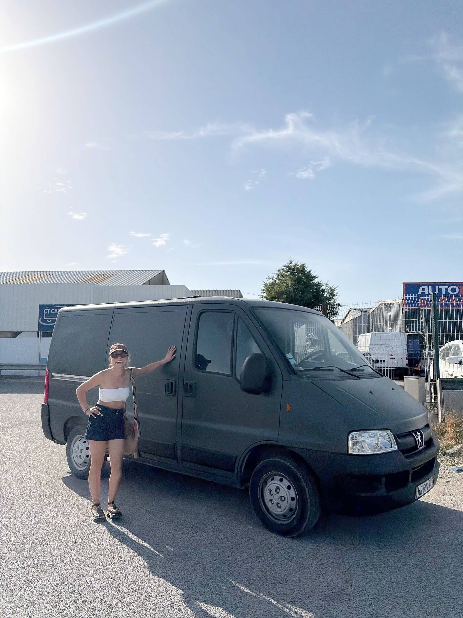 schräge Vorderansicht Peugeot Boxer - Yescapa