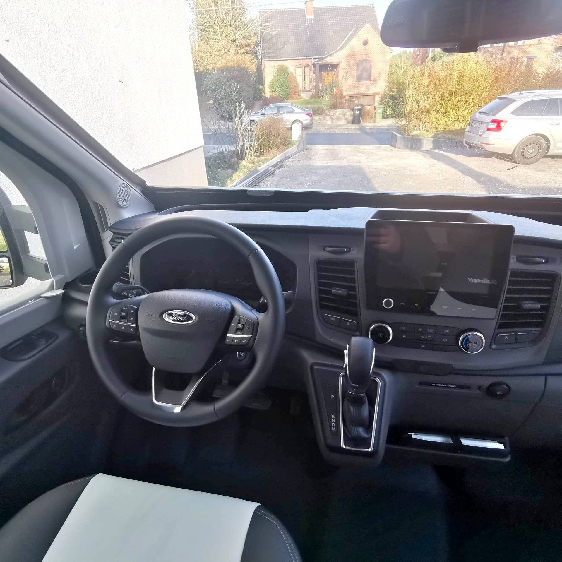 Challenger ford transit 170 automatique