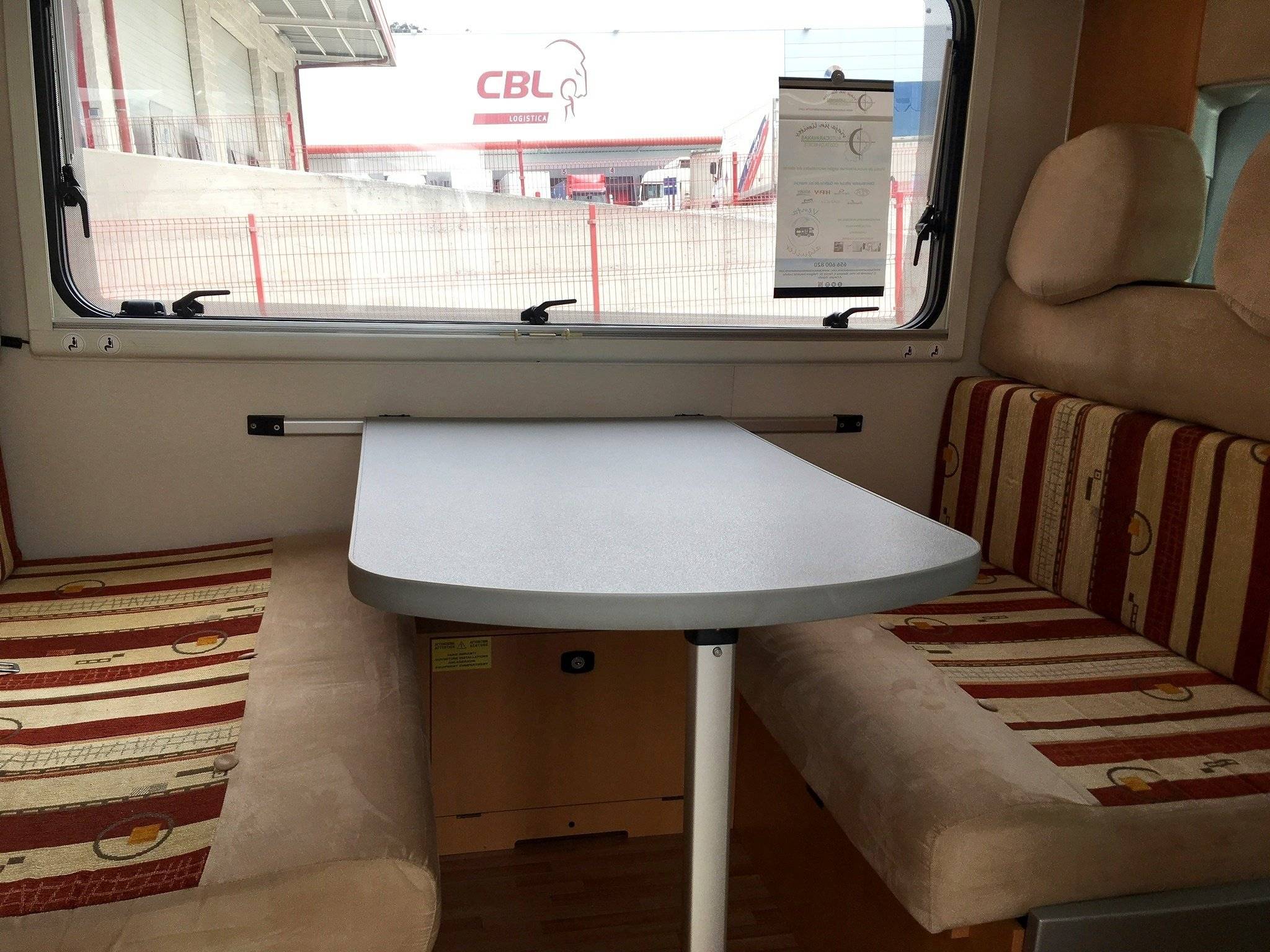 Dinette Fiat 2,3 l 130 ch - Yescapa