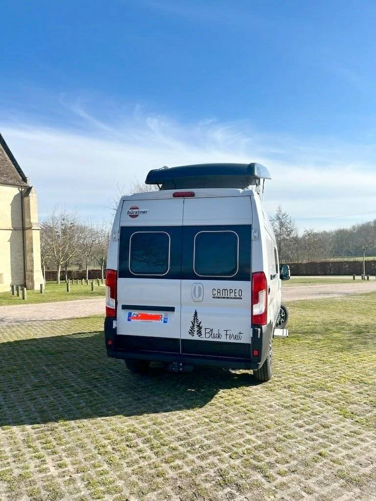 Bürstner Campeo Black Forest