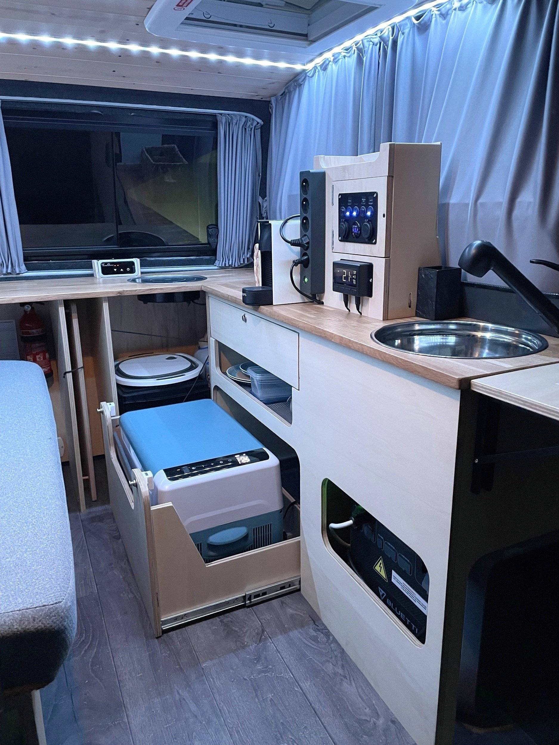 Volkswagen Transporter L2H1 2,0 l 140 ch