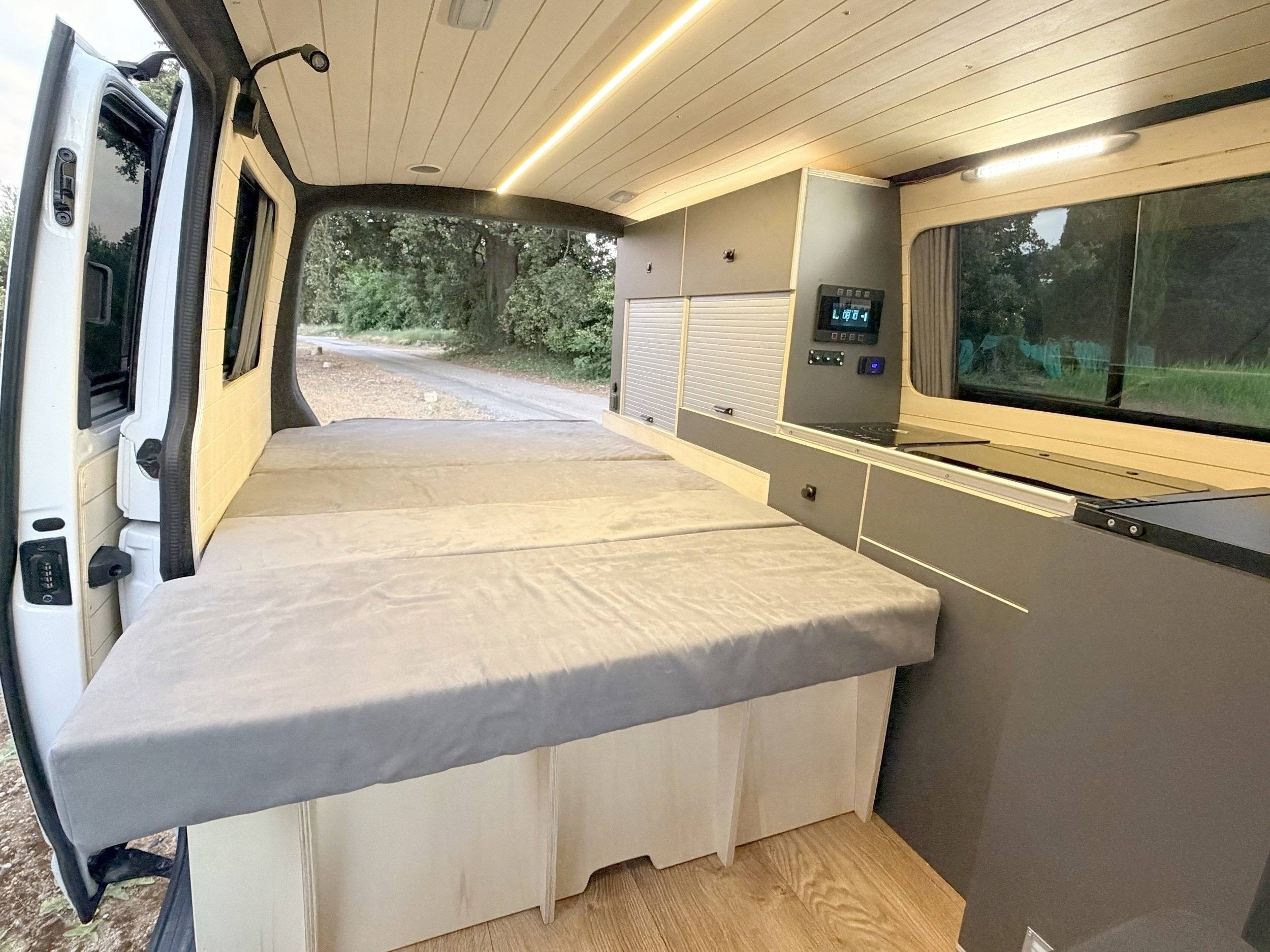 Volkswagen T6.1