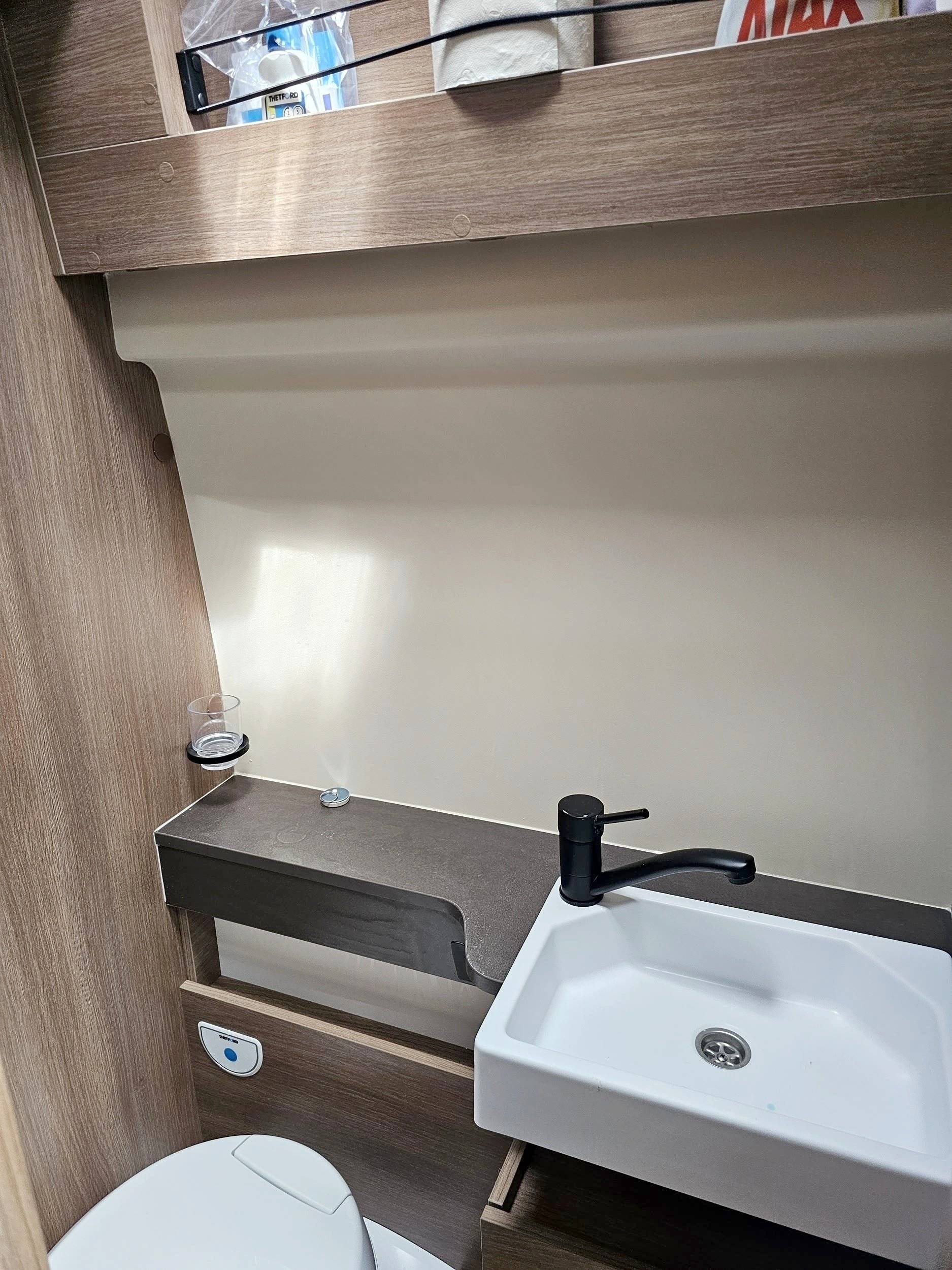 Doccia / Toilette Fiat Fiat ducato - Yescapa
