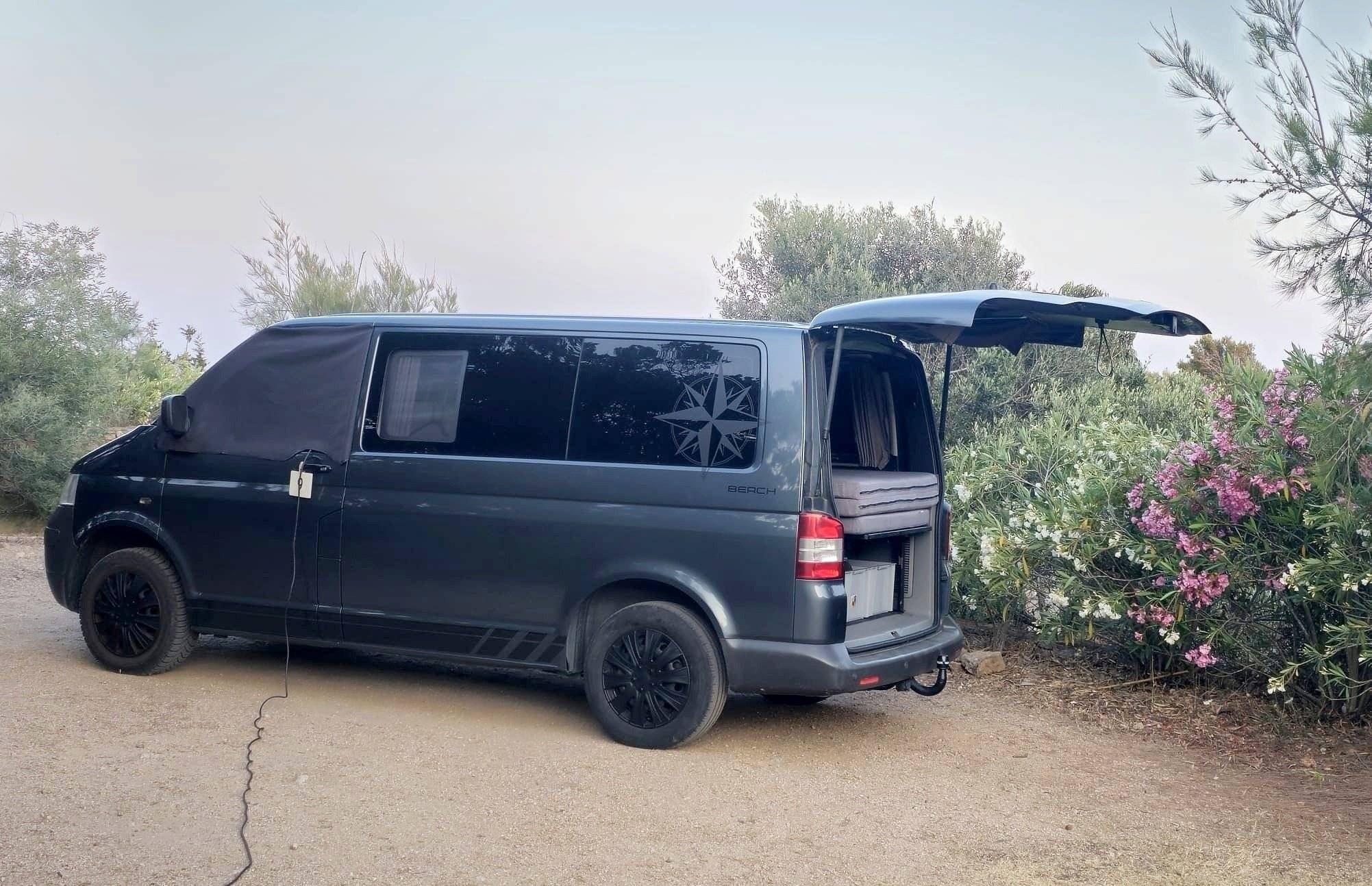 Voorkant 3/4  - Yescapa