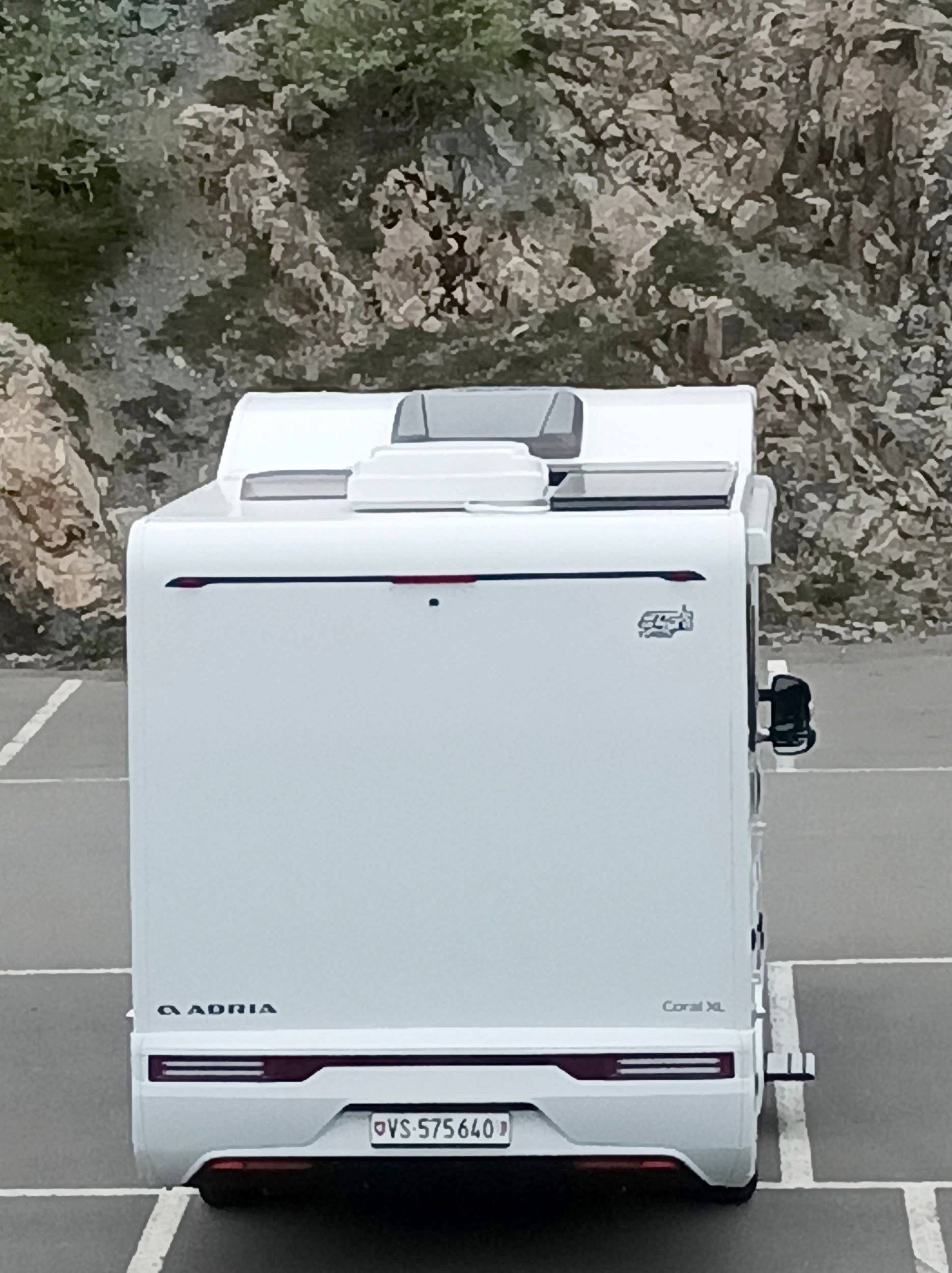 Adria CORAL XL 600 DP