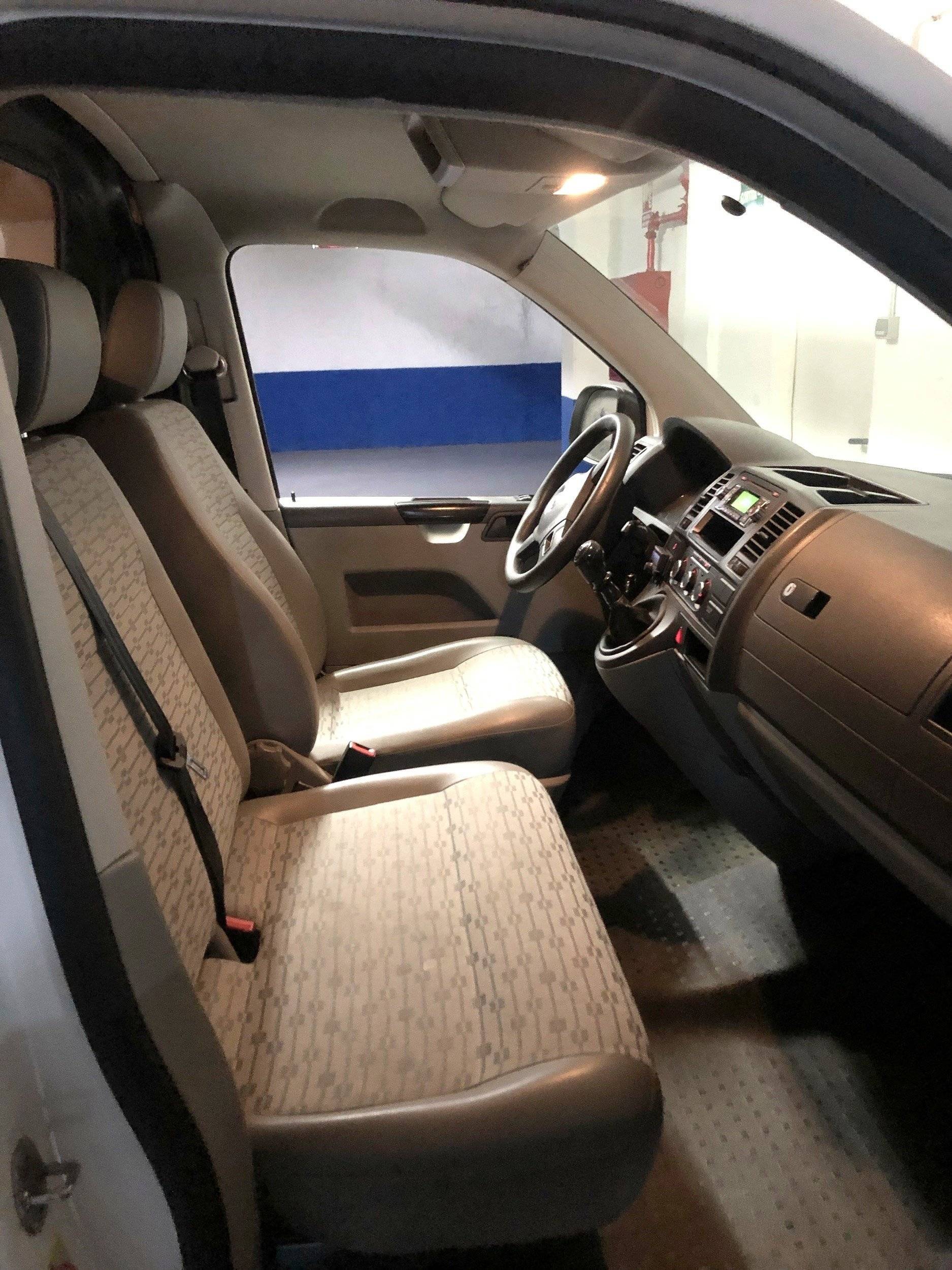 Volkswagen T5 2,0 l 140 ch