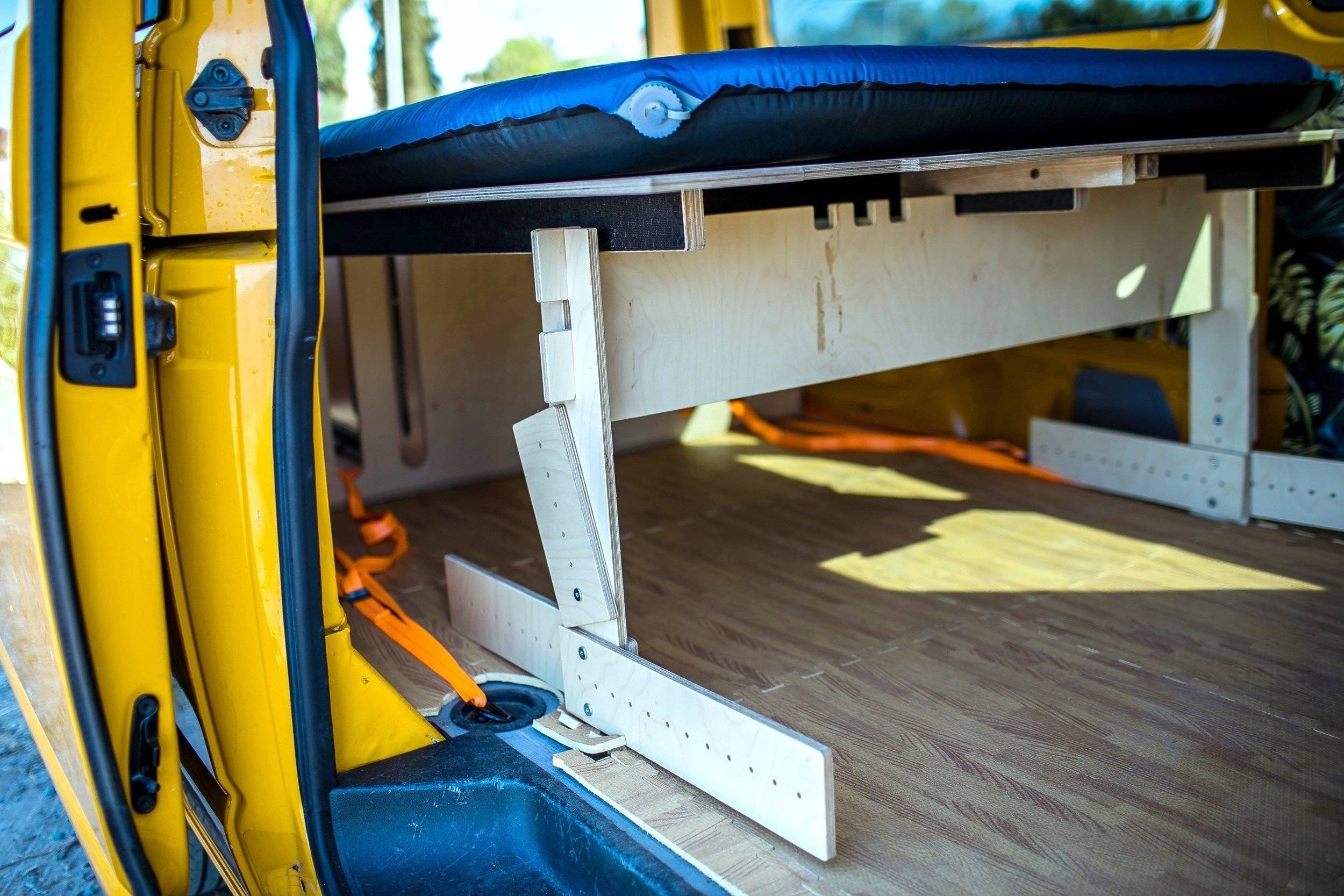 Camp'In Box T5 2 l 140 ch