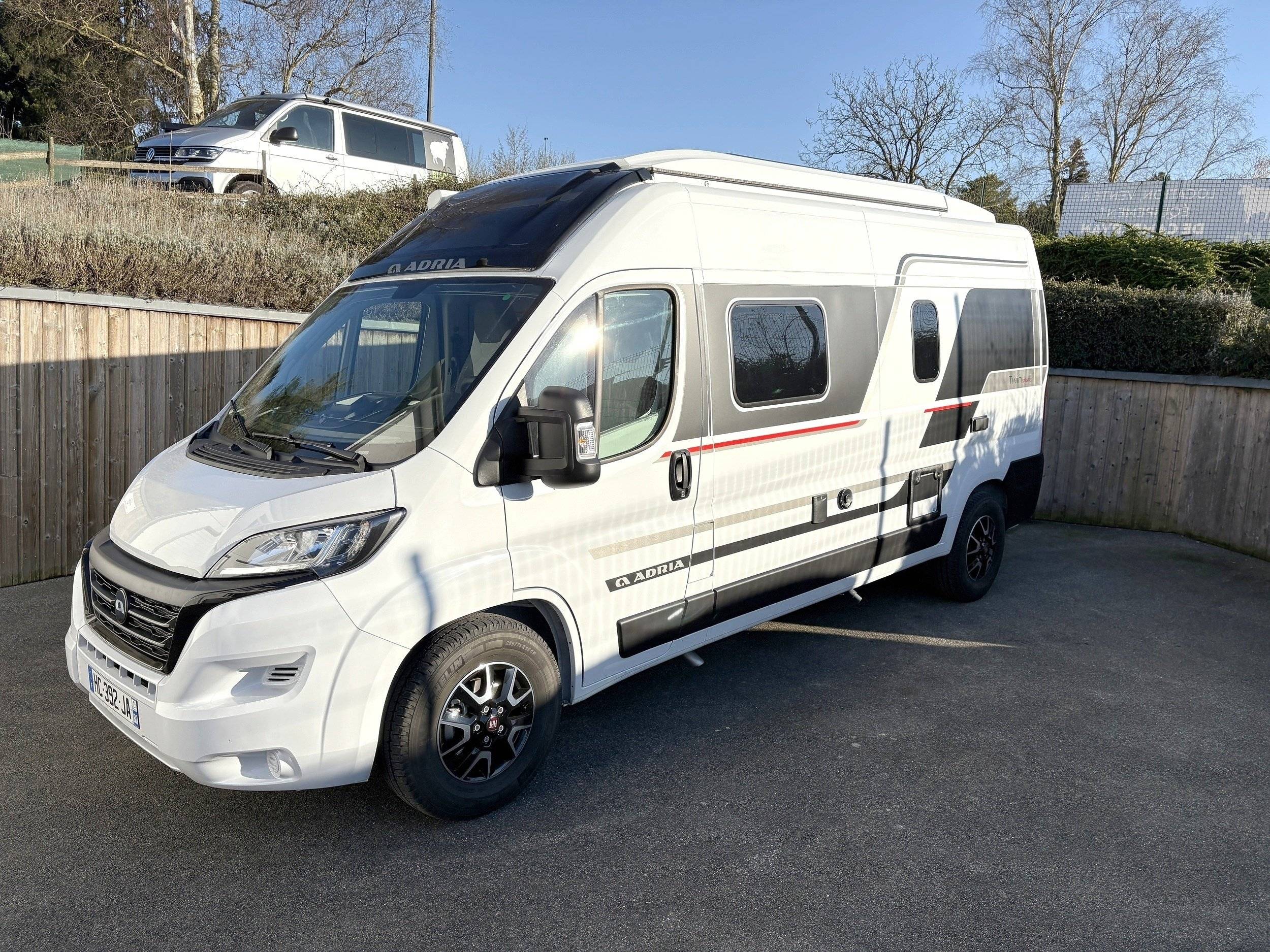 Front view from 3/4 Fiat Fiat ducato - Yescapa