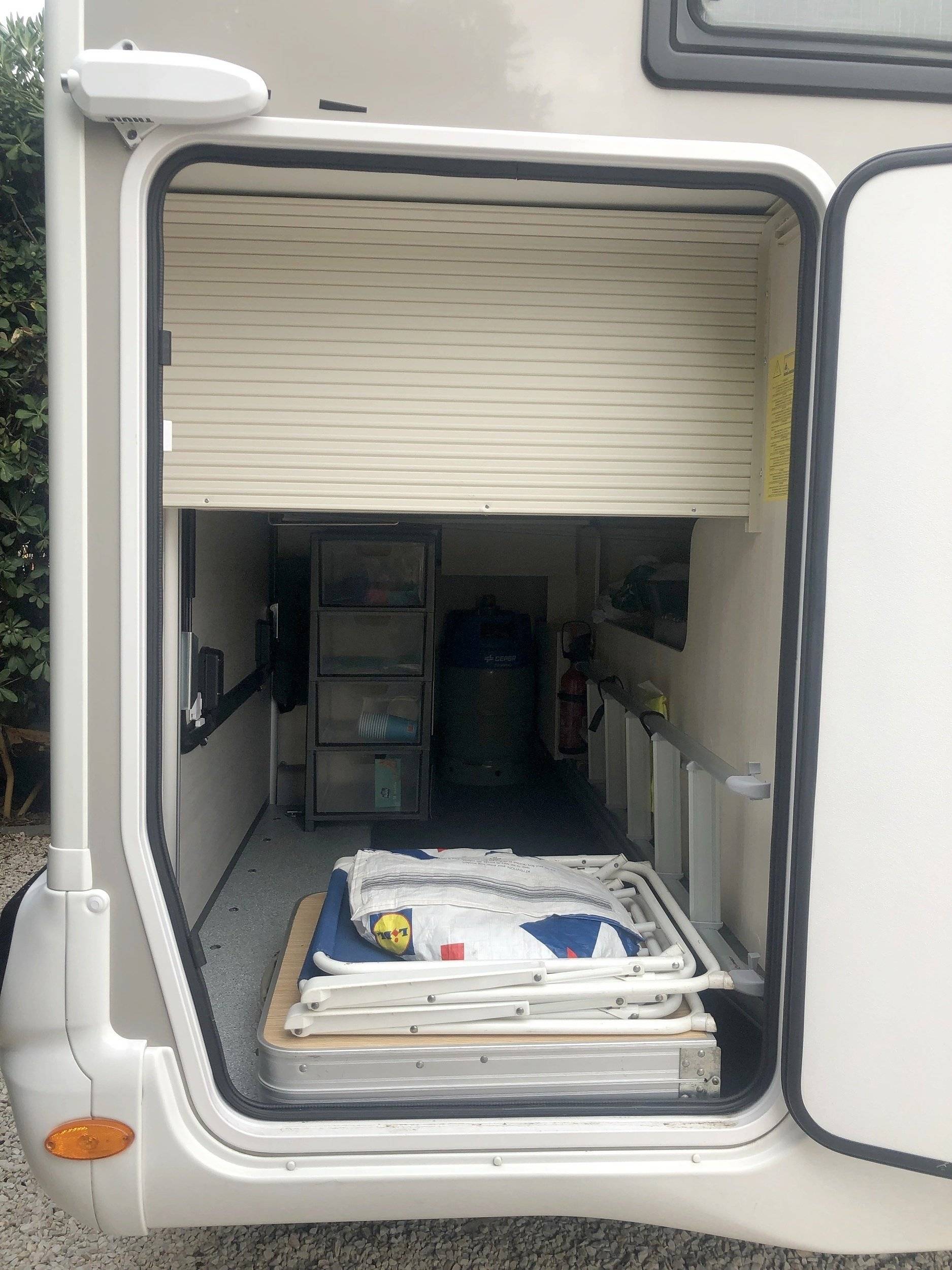 Challenger 328 Graphite Premium