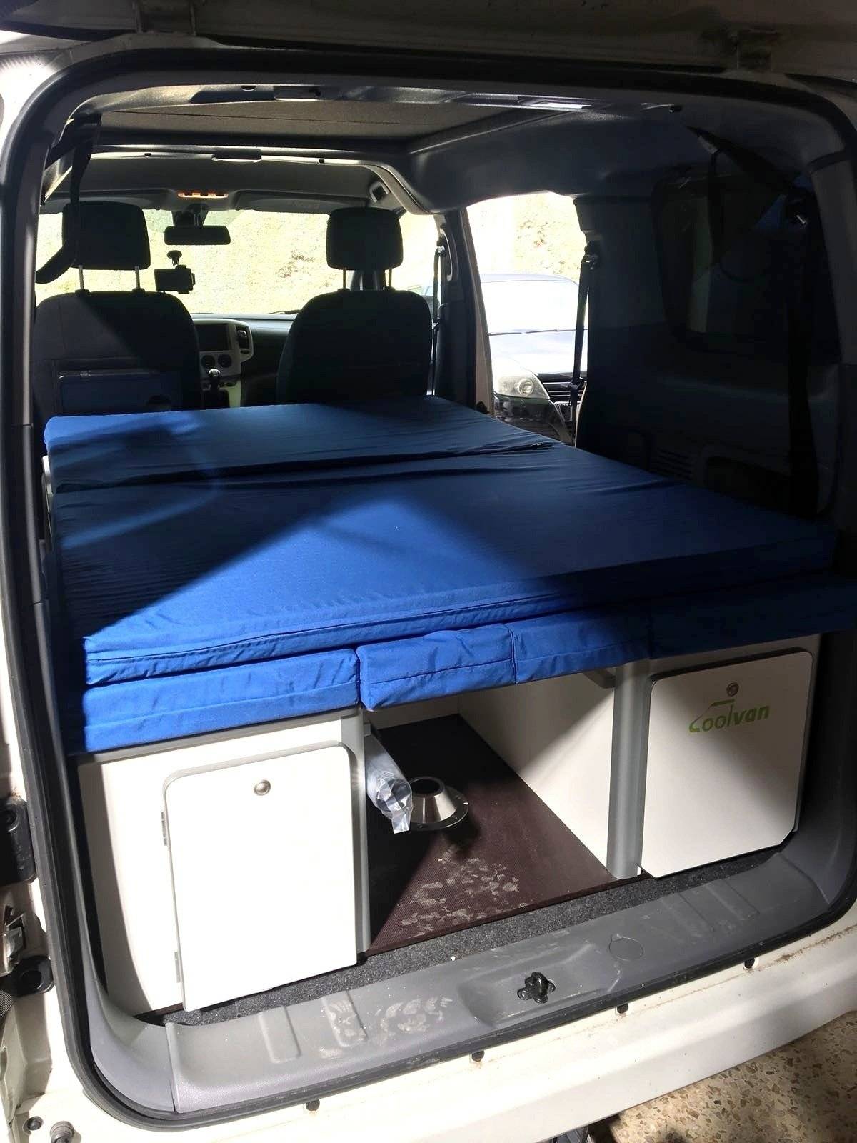 Berth Nissan Evalia NV200 - Yescapa
