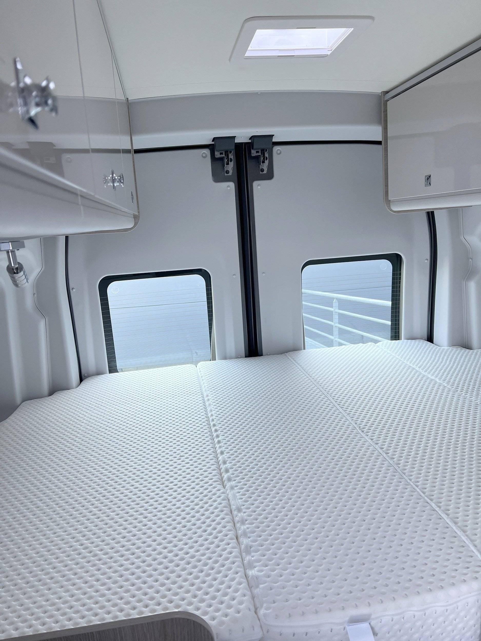 Bürstner LINEO C590