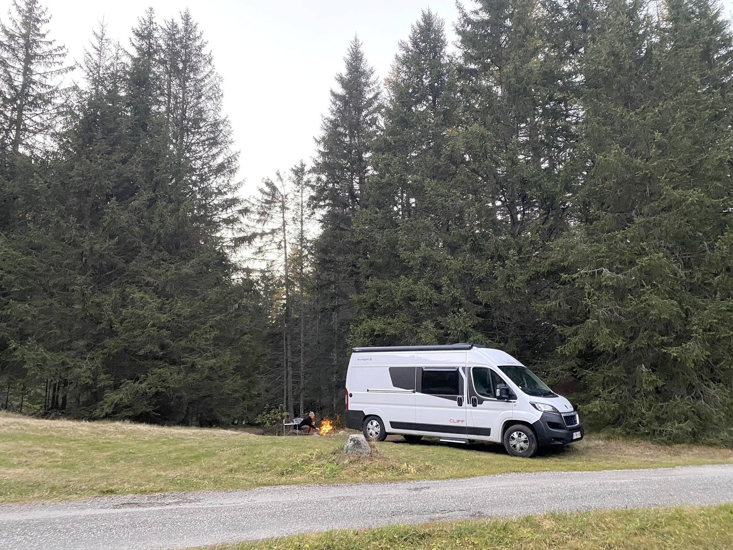 Sunlight Sunlight Cliff 600