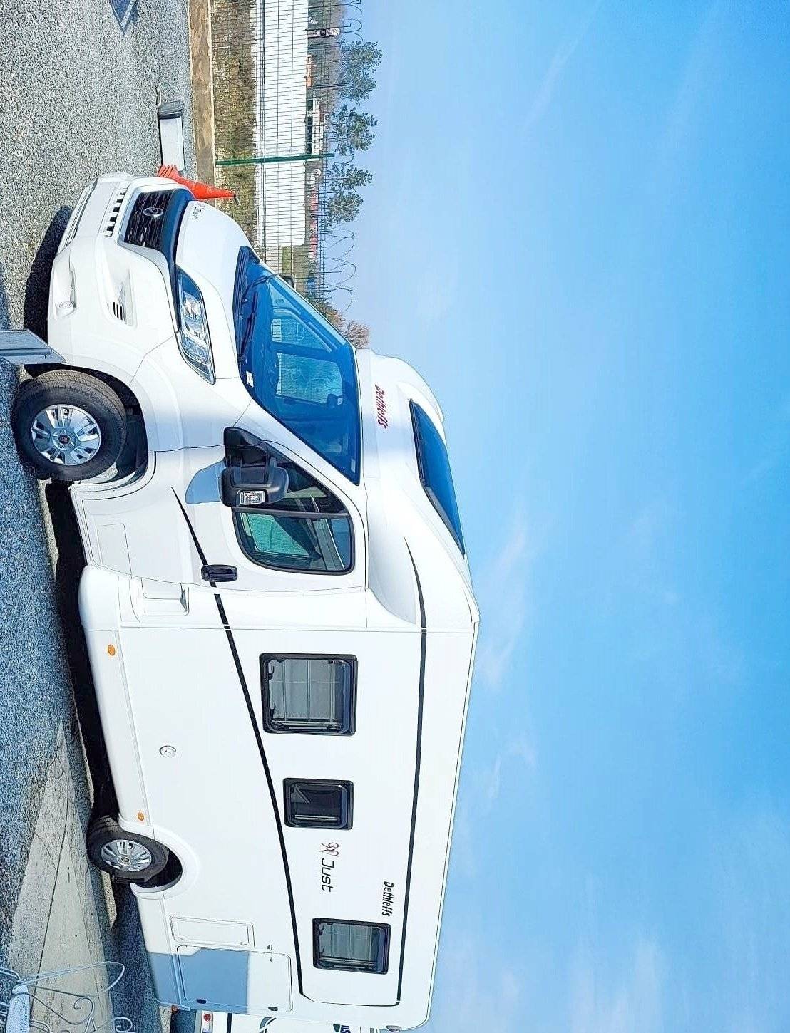 Dethleffs Dethleffs 7052 DBM