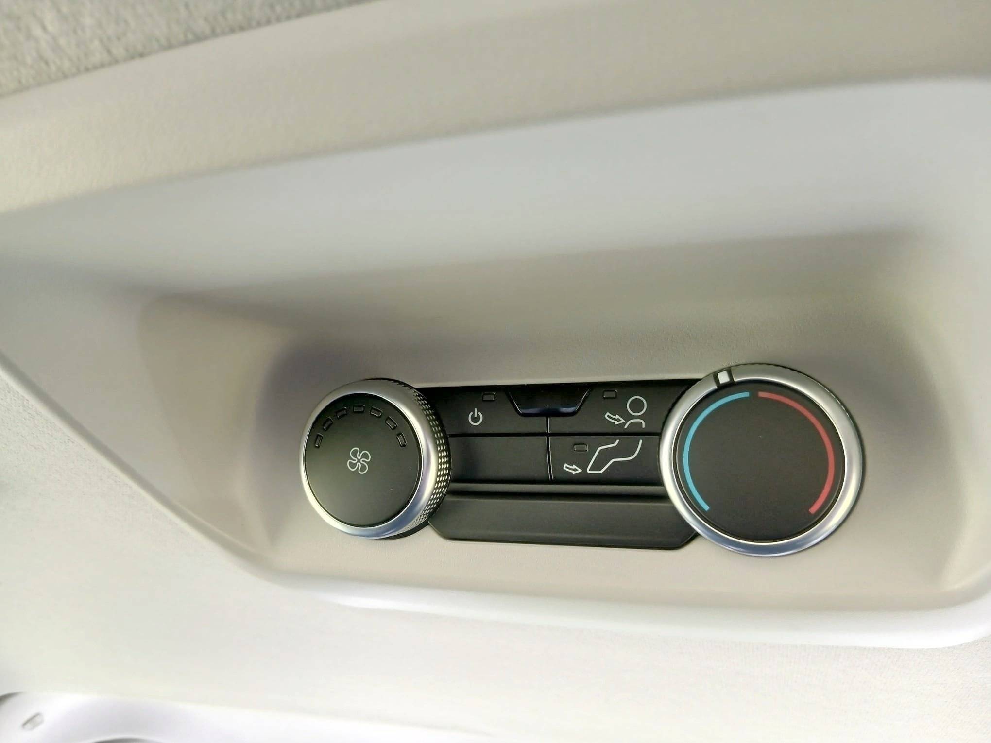 3 C Cartier/Brisebras Transit Custom 2,0 l TDCI