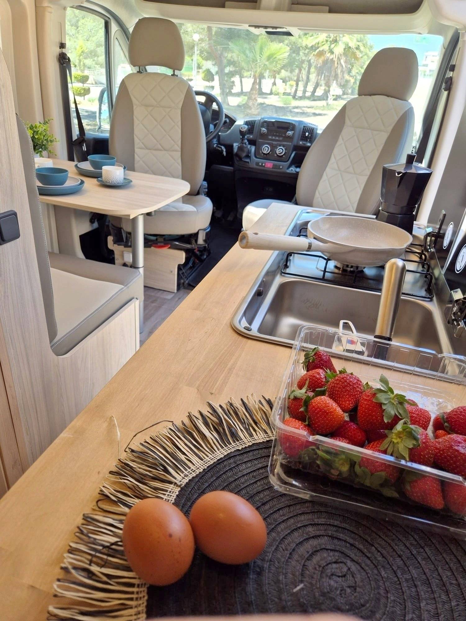 Peugeot Boxer 2,2 l 130 ch