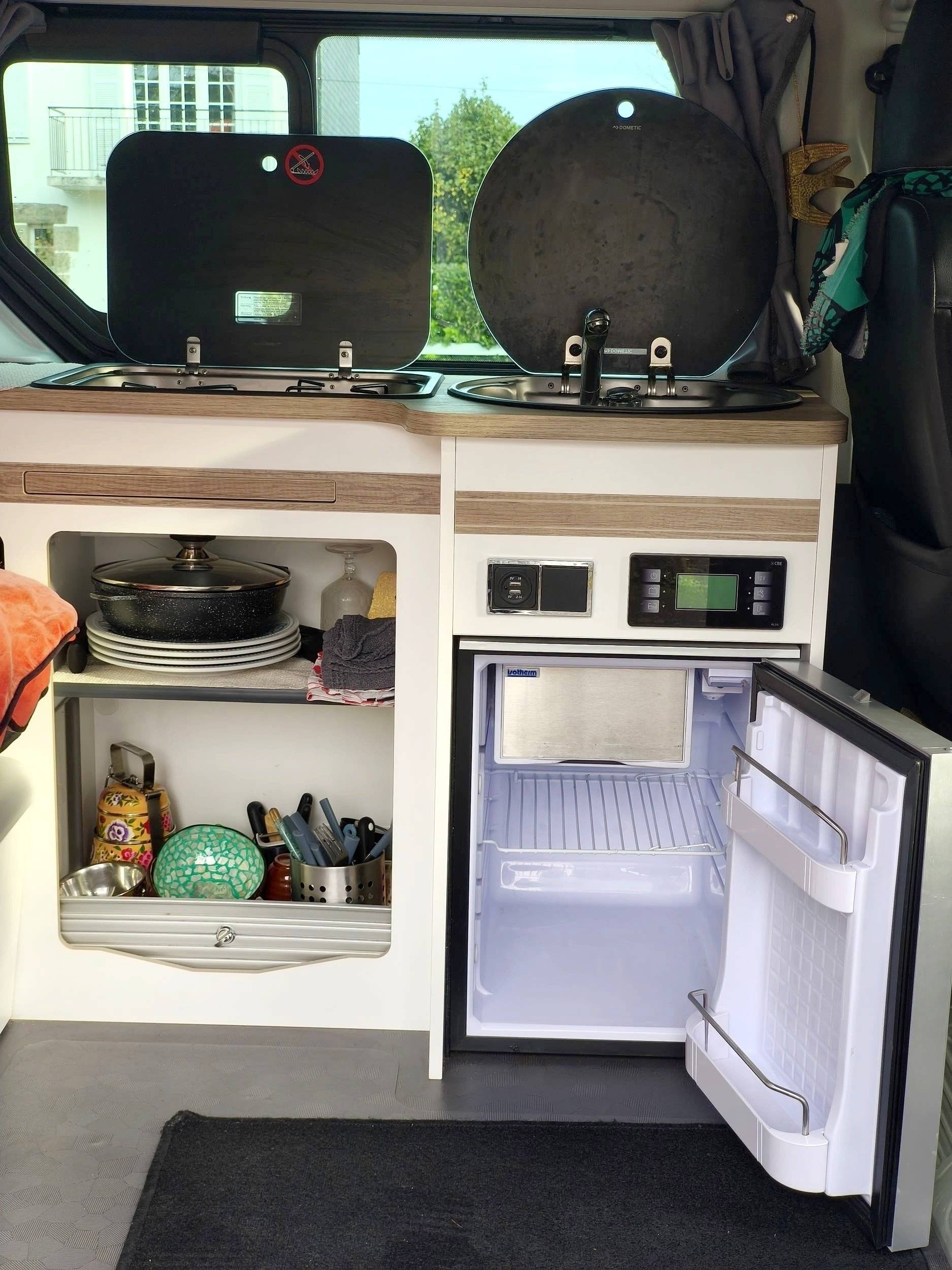 Eethoek Renault - Yescapa