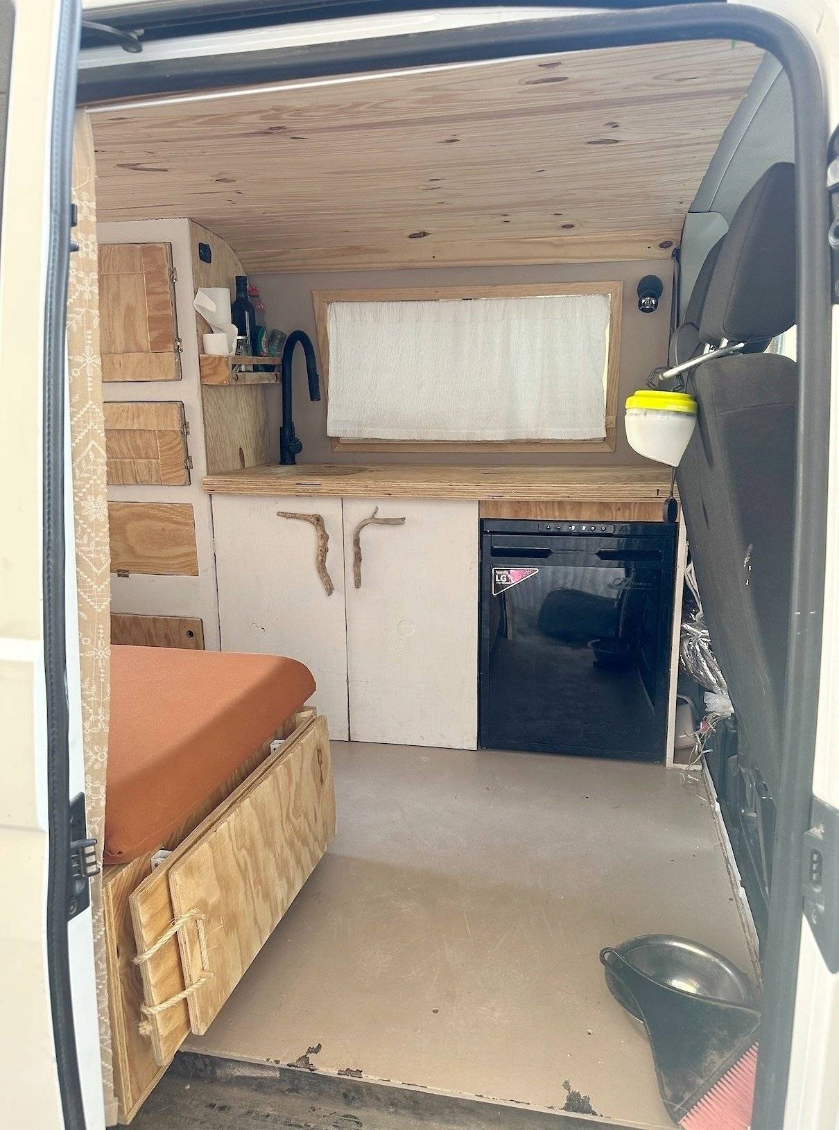 Kochnische Volkswagen Volkswagen Transporter T6 - Yescapa