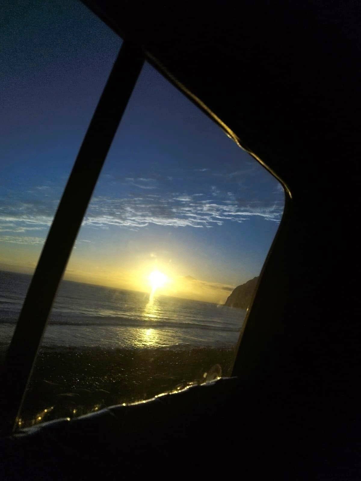 Hyundai H-1 2.5 td svx 4p