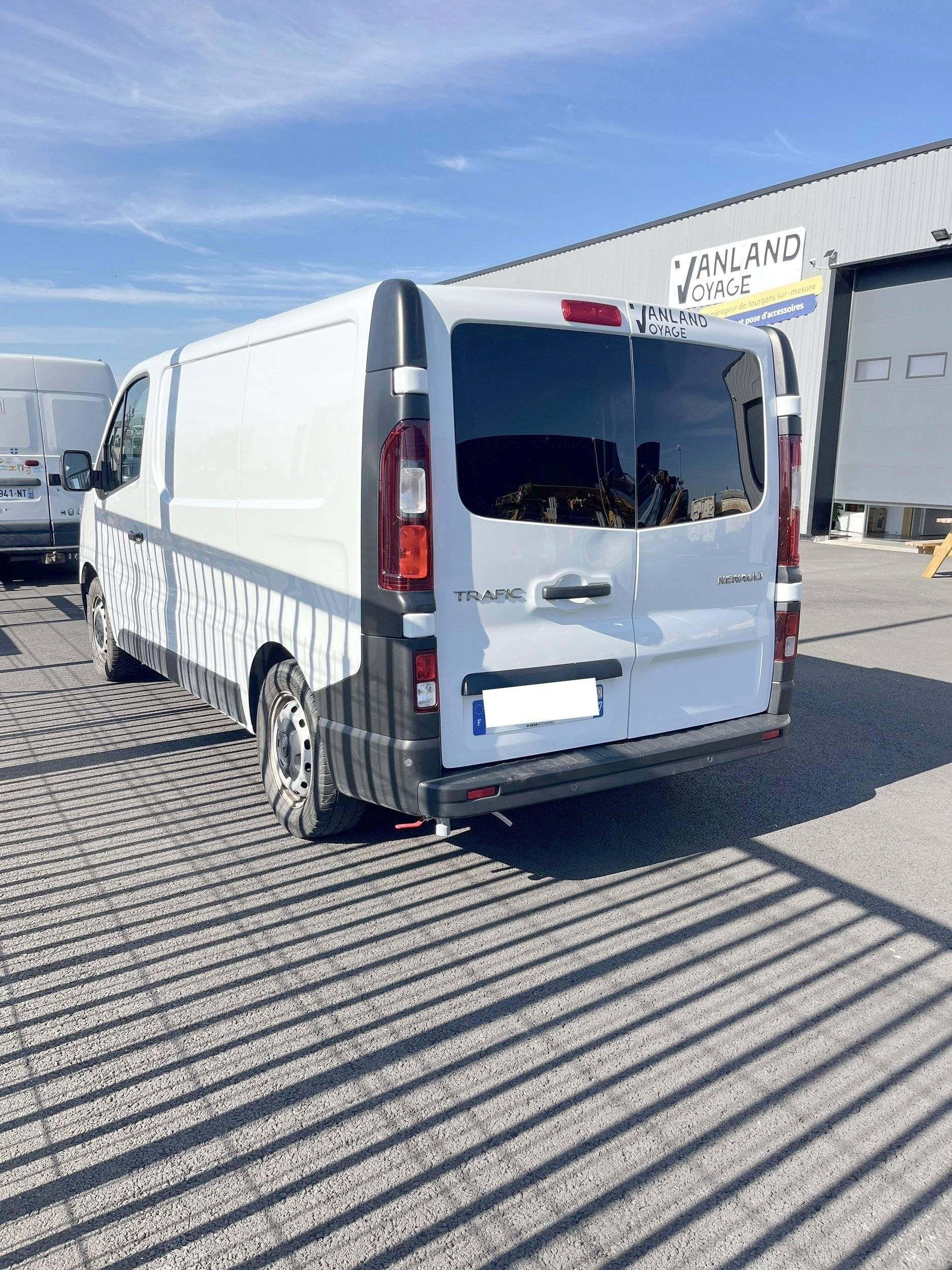 VANLAND VOYAGE Trafic 3 grand confort DCI 130 cv