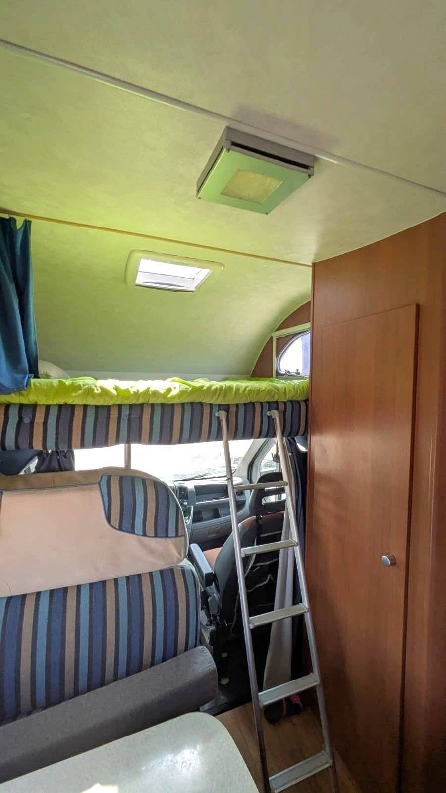 slaapplaatsen Fiat FIAT DUCATO - Yescapa