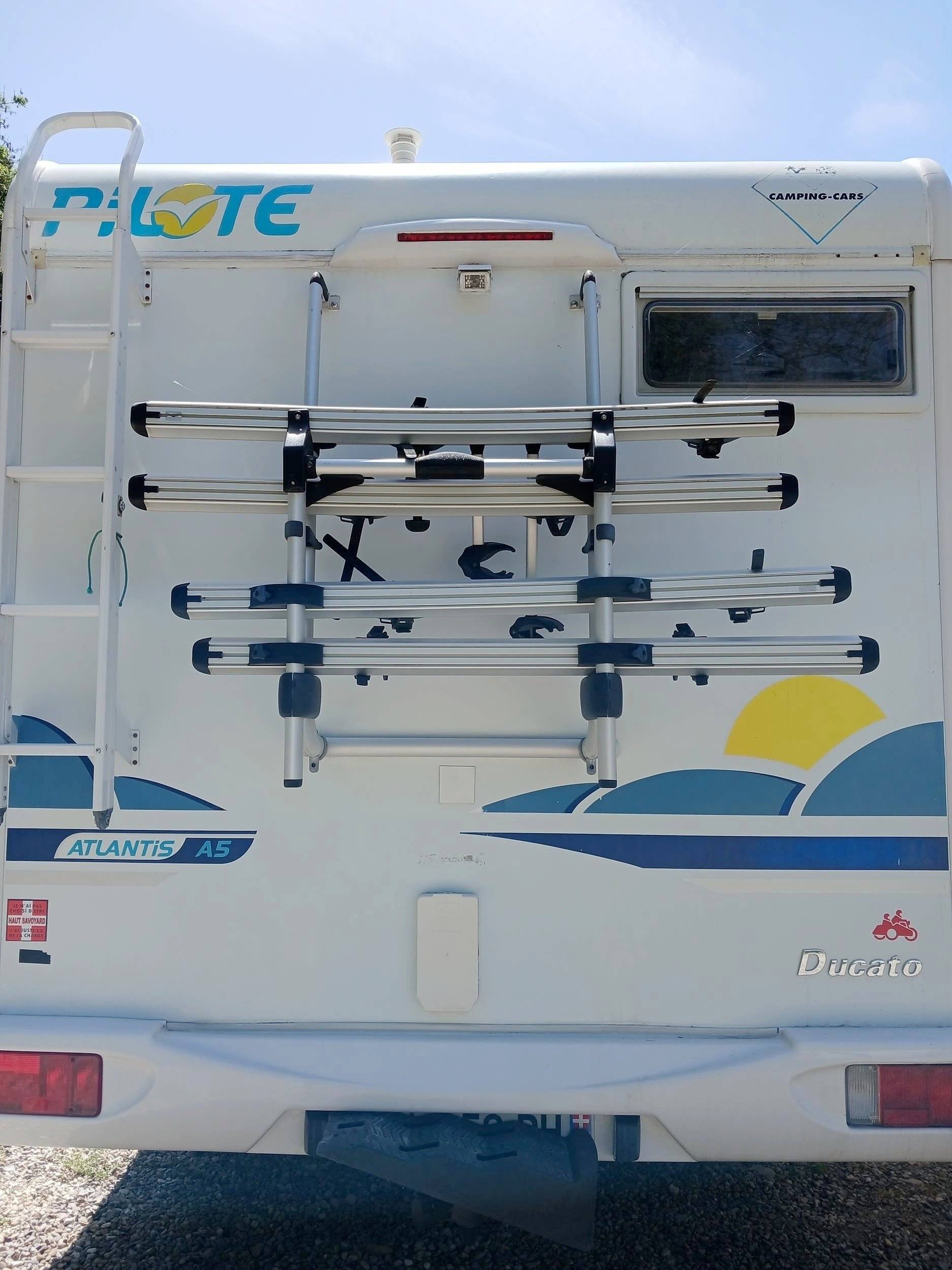 Pilote Atlantis A5