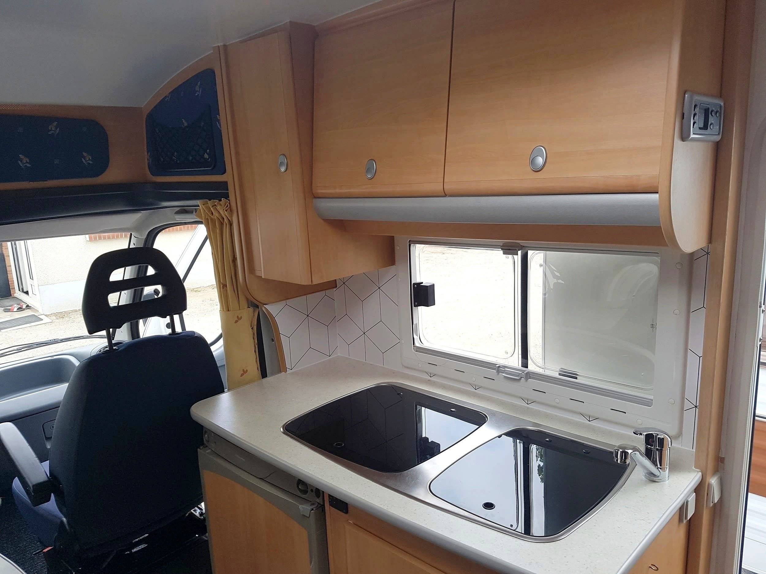 Challenger 2,3 l 130 ch