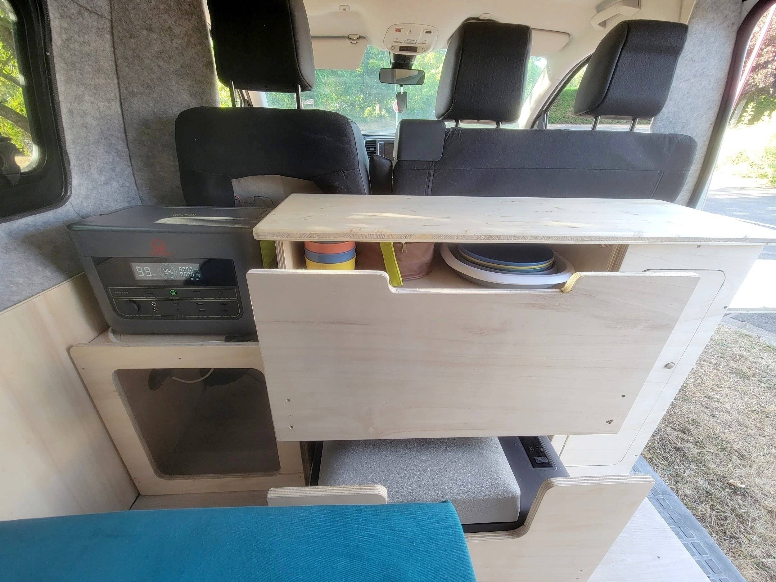 Coin cuisine Citroën Jumpy 2,2 l 120 ch - Yescapa