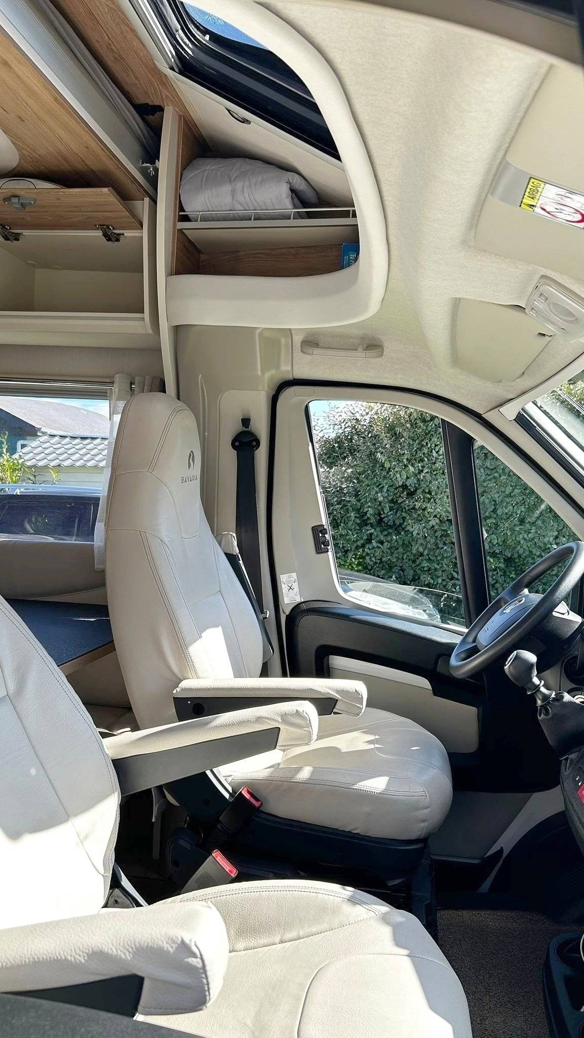 Bavaria Bavaria T746 C Style