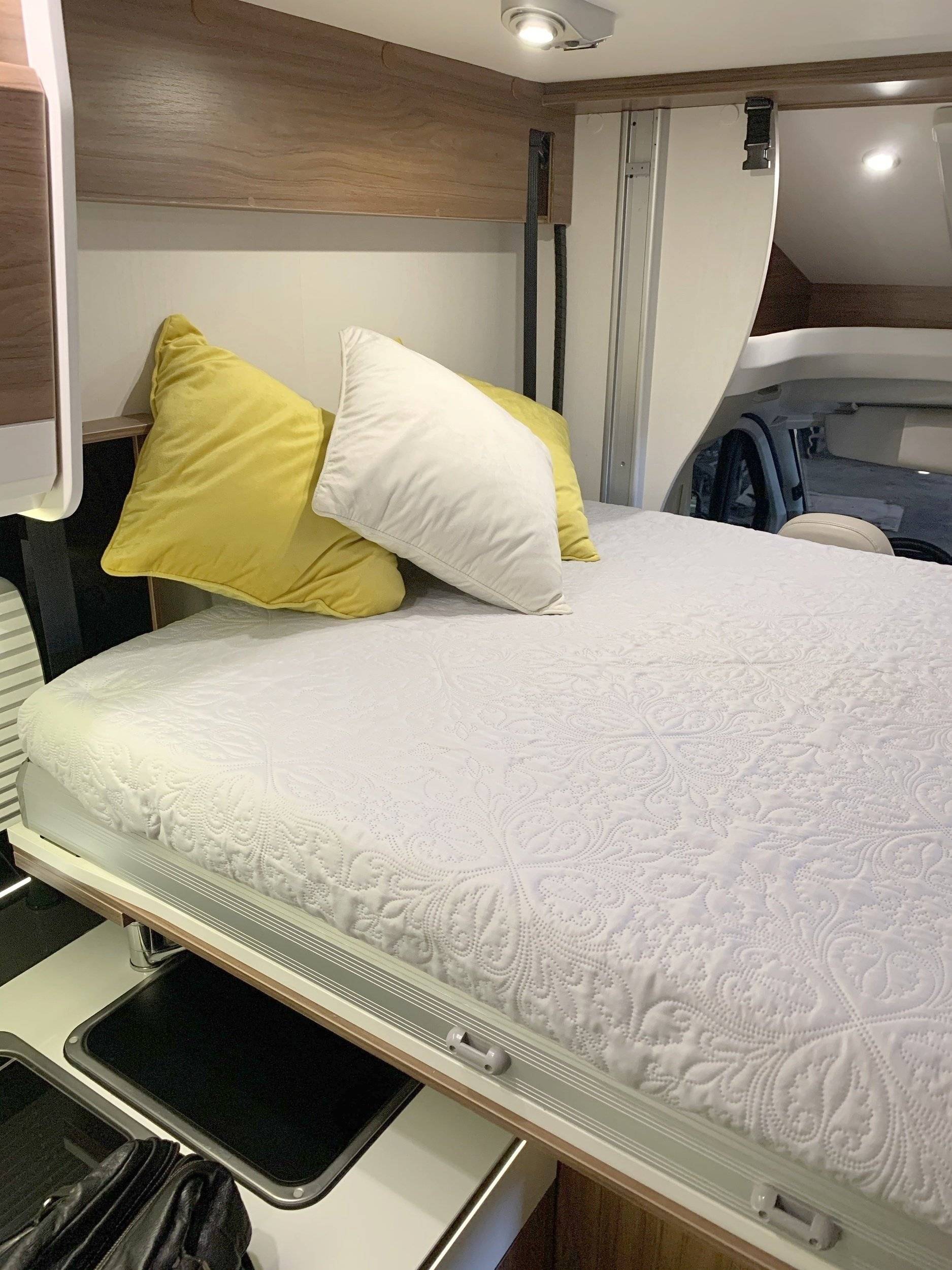 Pilote P706 C Essentiel